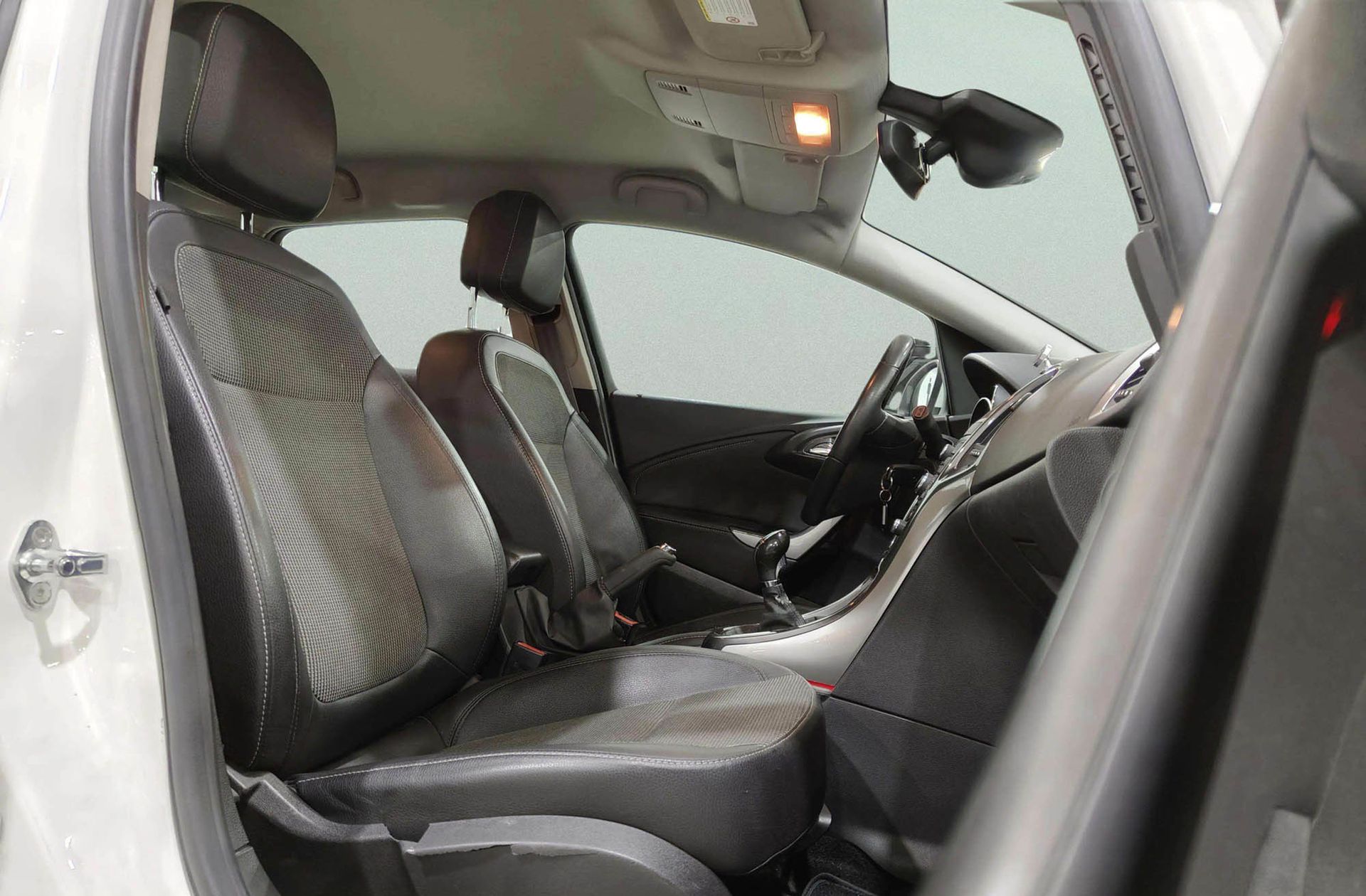 Opel Astra Sports Tourer 1.6 CDTI Excellence - foto 16