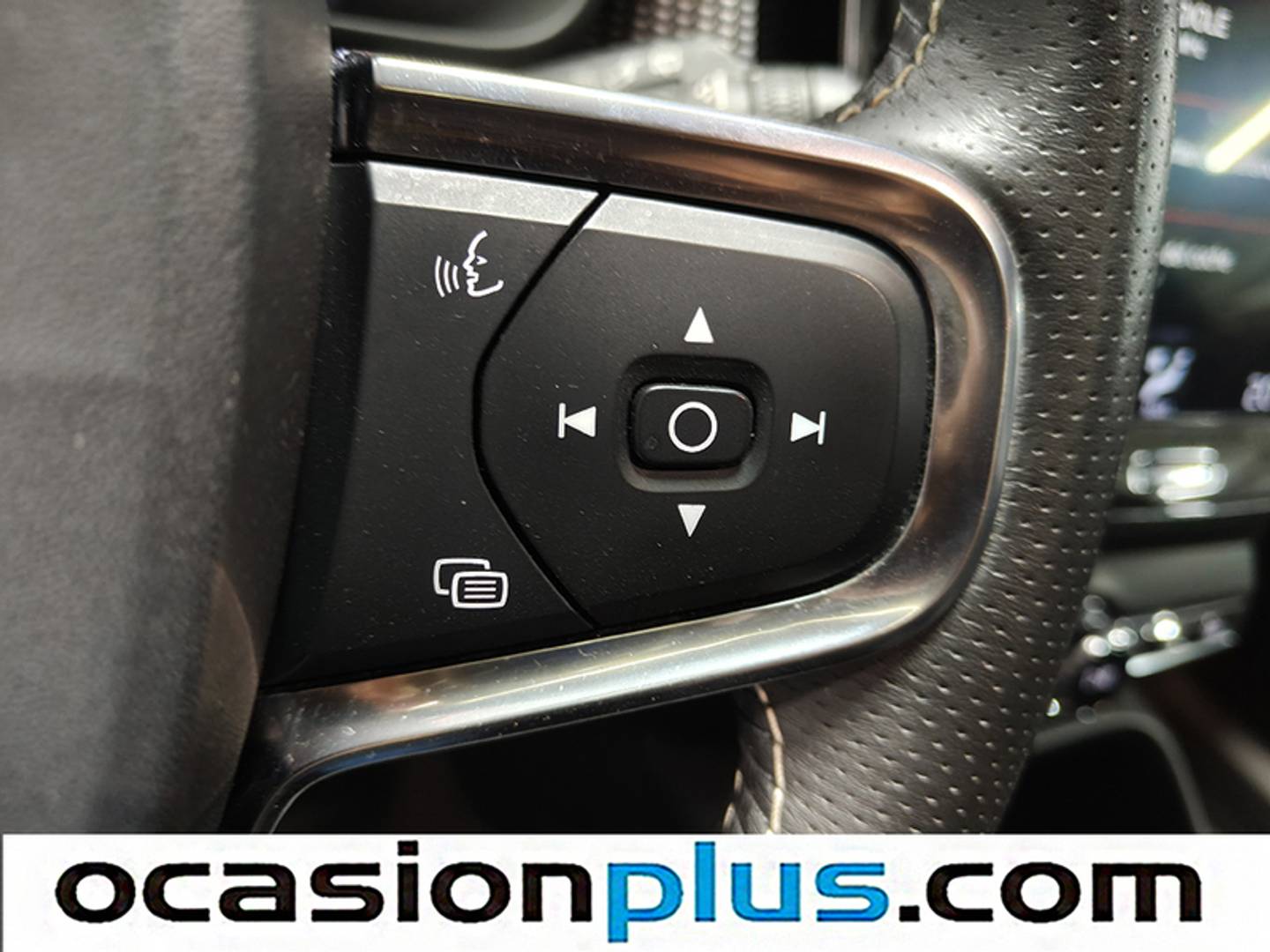 Foto Volvo XC40 Volvo XC40 D3 R-Design Auto (150 CV)