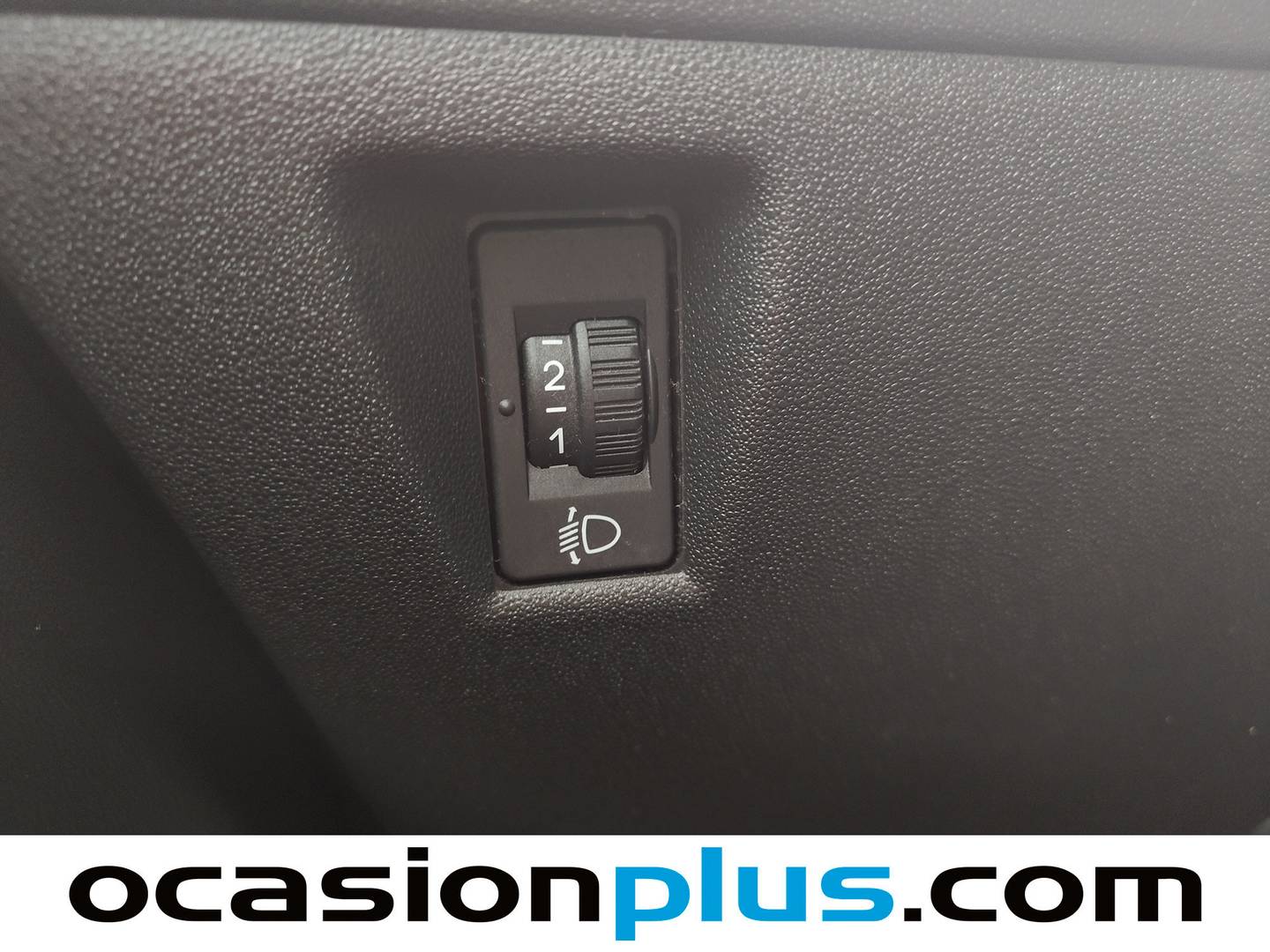 Equipamiento del Citroën C3 Picasso Citroën C3 Picasso PureTech 110 Feel Edition (110 CV)