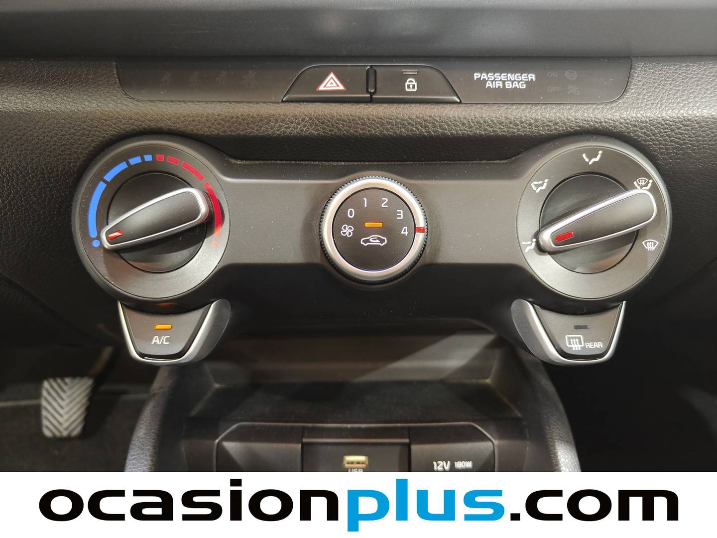Extras y acabados del KIA Rio KIA Rio 1.2 DPi Concept (84 CV)