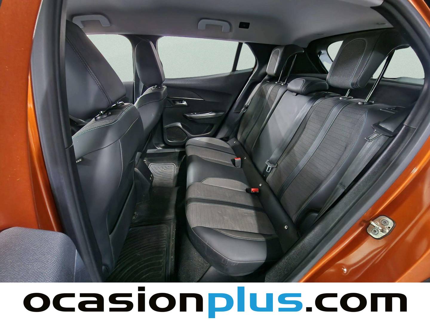 Foto asientos traseros Peugeot 2008 Peugeot 2008 PureTech 130 S&S Allure Pack (130 CV)