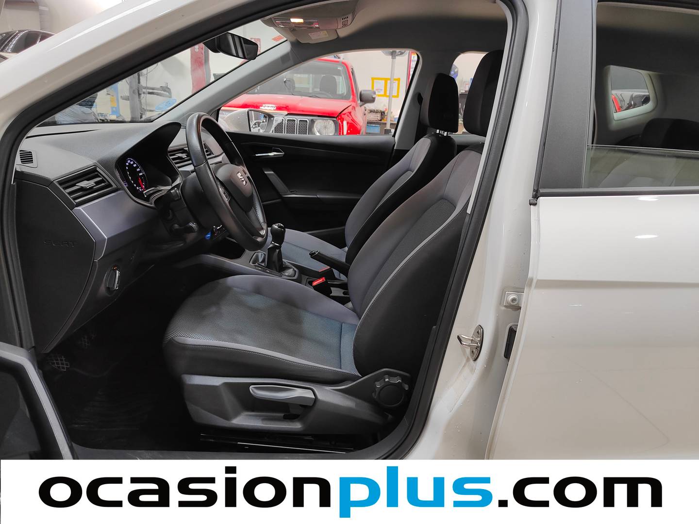 Foto asientos delanteros Seat Arona Seat Arona 1.0 TSI Style Go2 (110 CV)