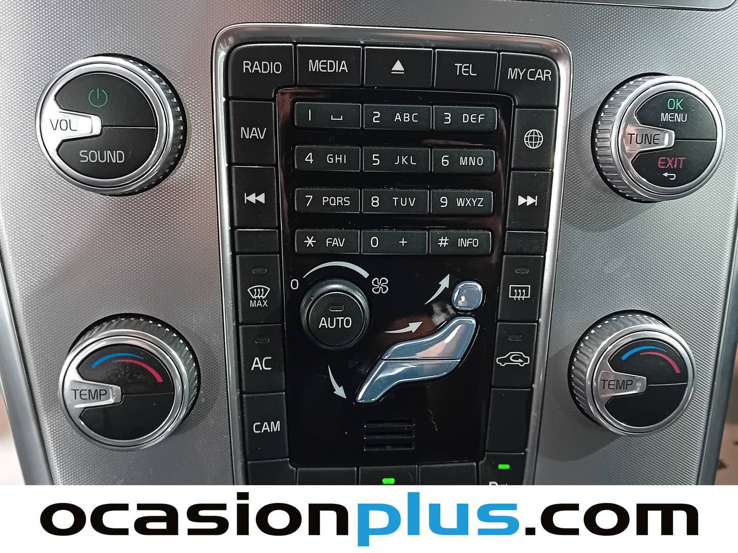 Foto Volvo XC60 Volvo XC60 D4 Momentum (190 CV)