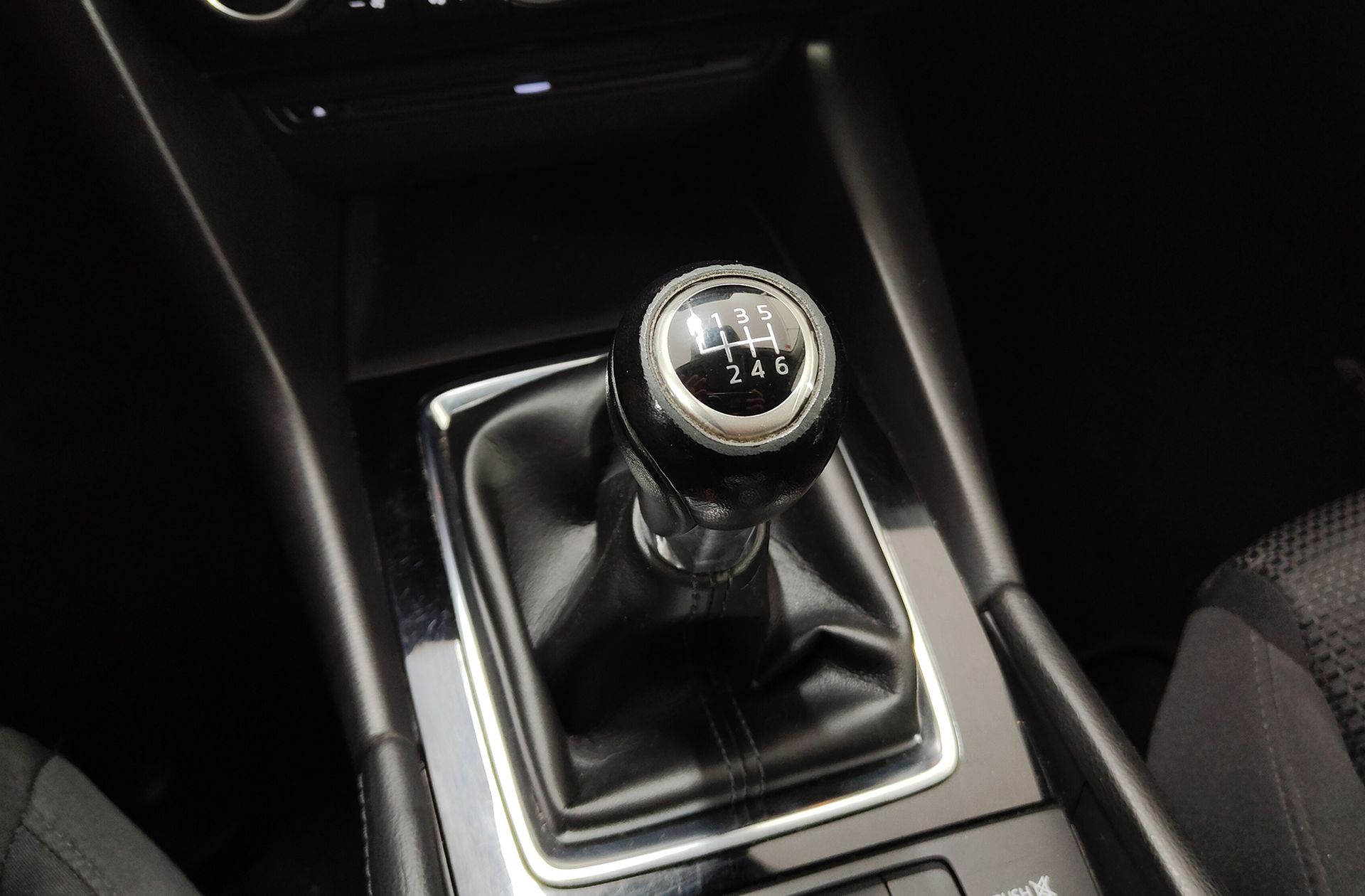 Mazda Mazda3 2.0 Skyactiv-G Origin+Navegador - foto 5