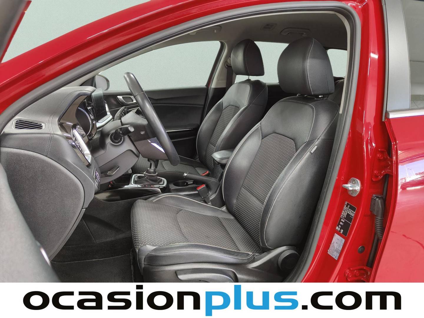 Foto asientos delanteros KIA Ceed Tourer KIA Ceed Tourer 1.0 T-GDi Tech (120 CV)