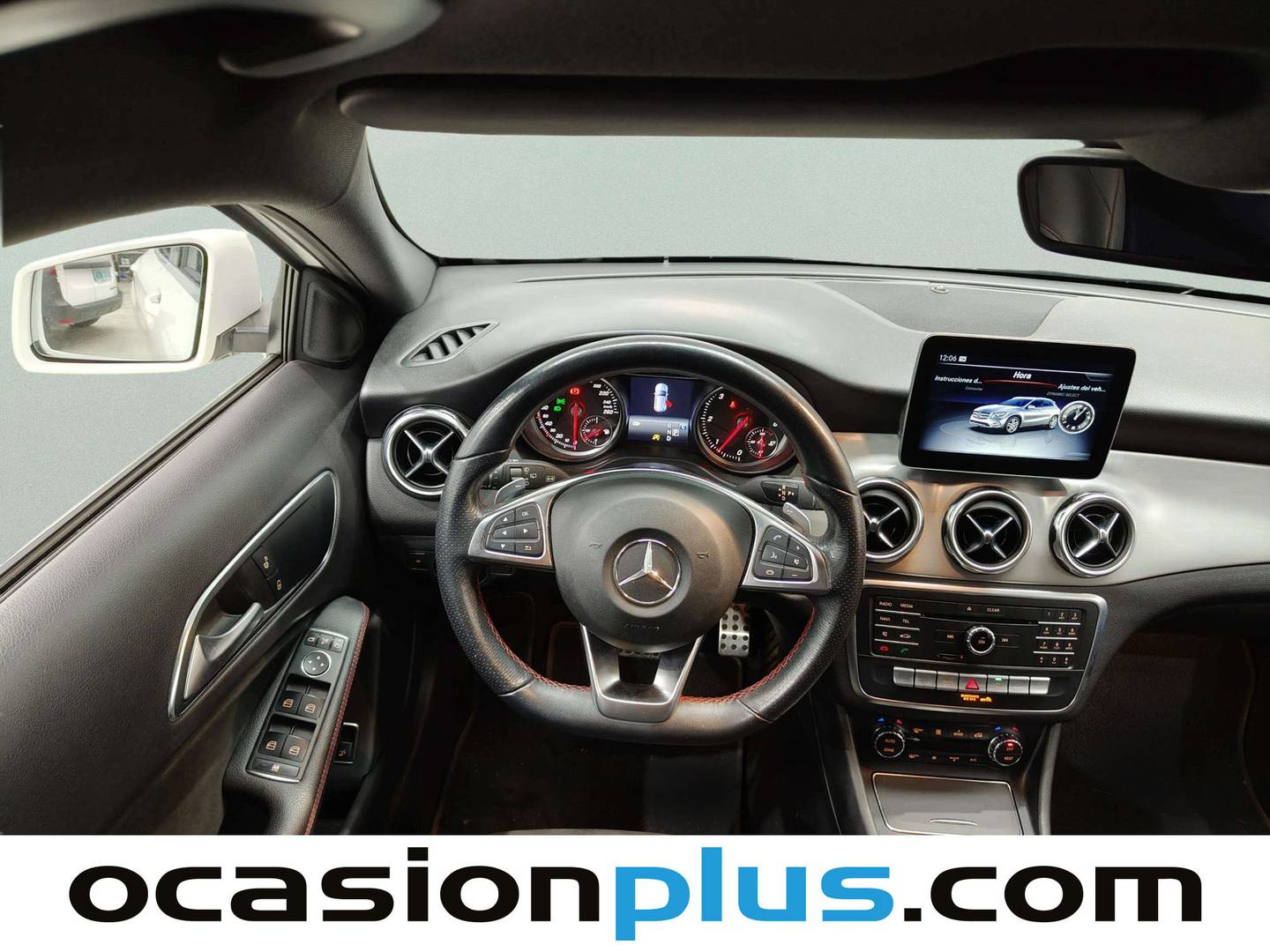 Foto Mercedes GLA Mercedes-Benz GLA GLA 200 d (136 CV) pack AMG