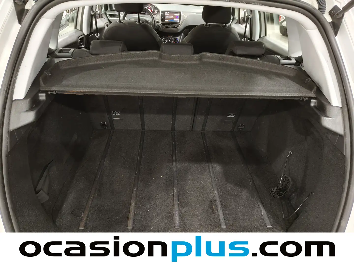 Foto Peugeot 2008 Peugeot 2008 VTI 82 Active  (82 CV)