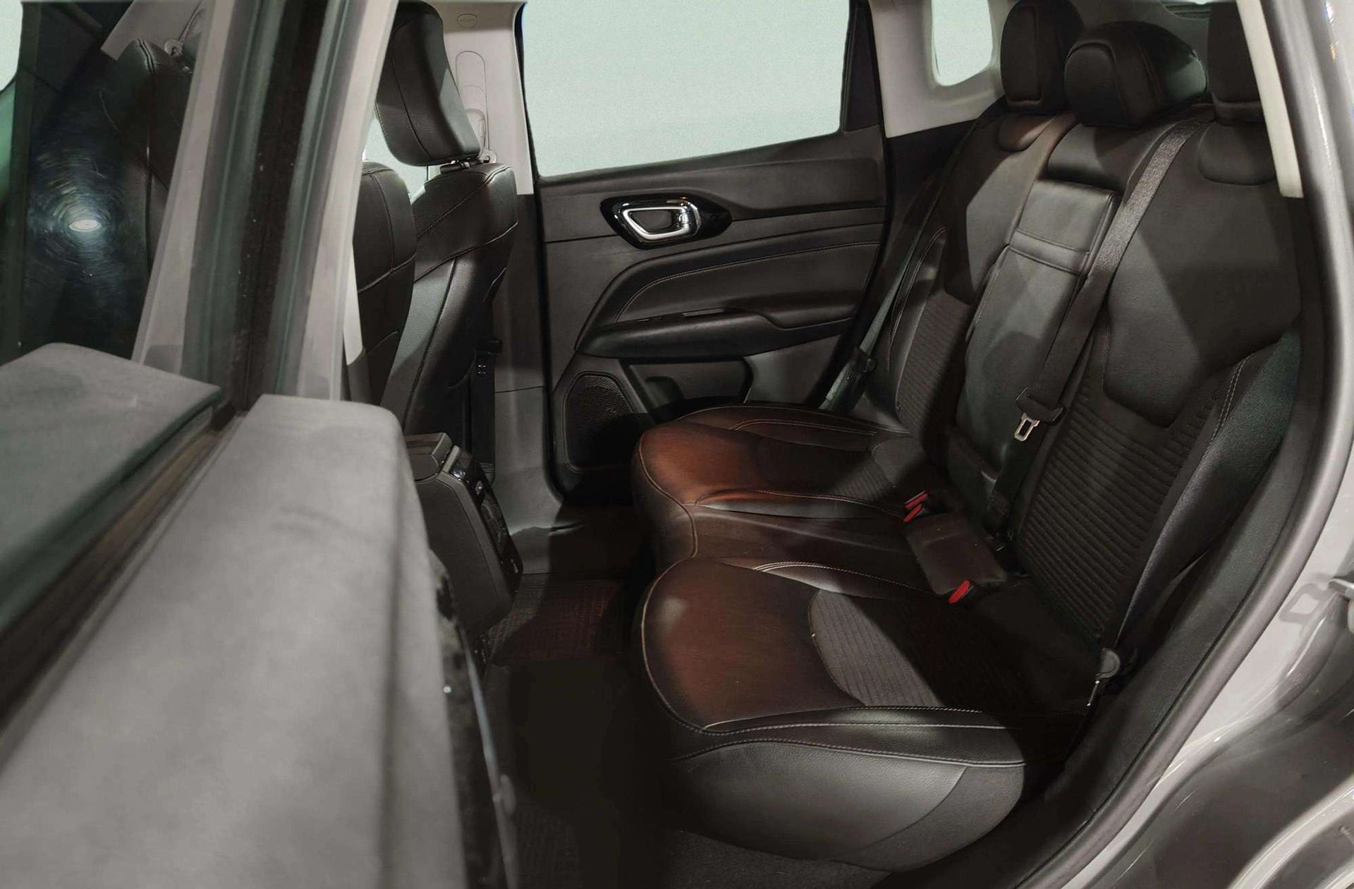 Jeep Compass 1.6 MultiJet Limited 4x2 - foto 12