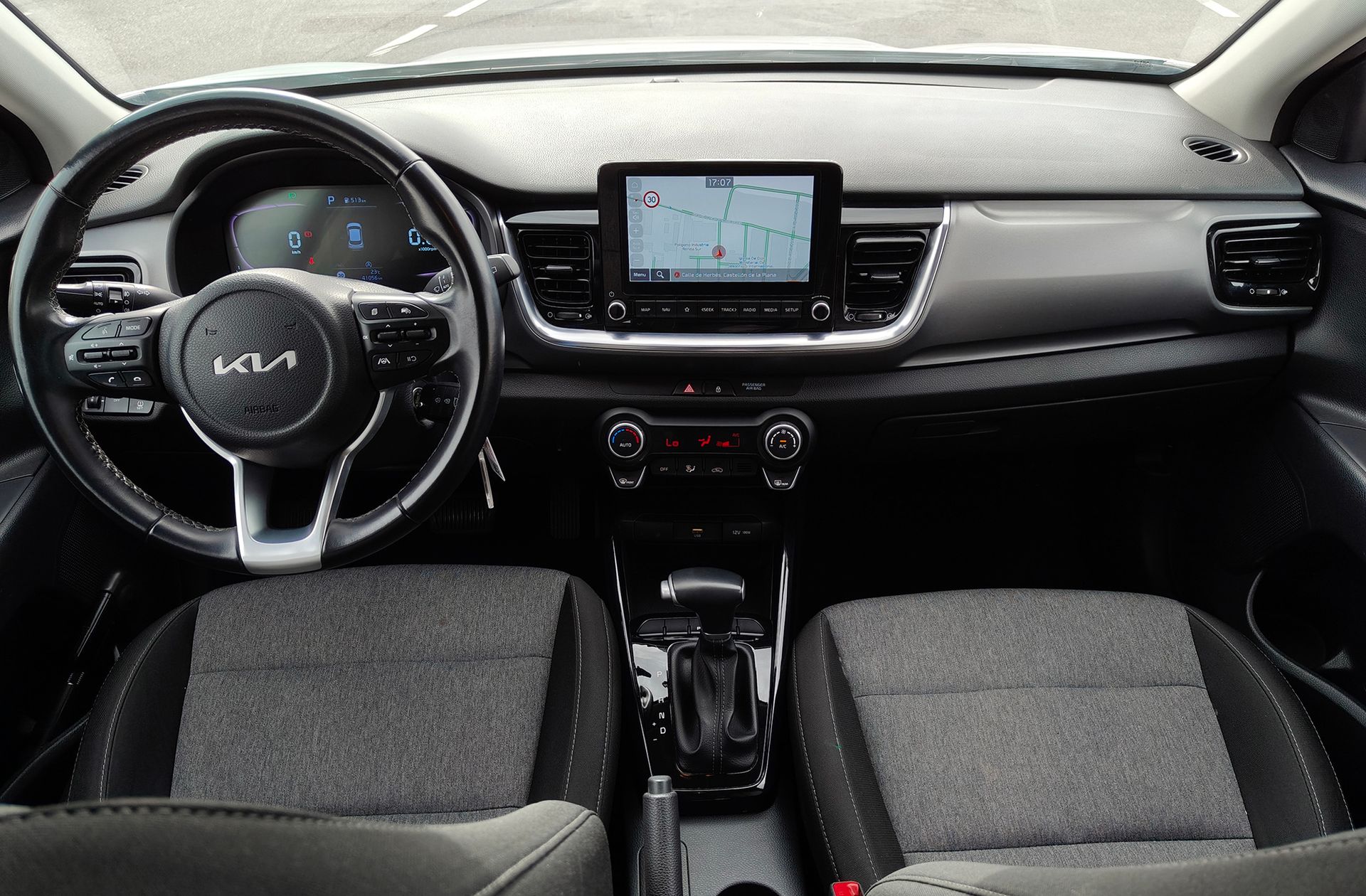 Kia Stonic 1.0 T-GDi Drive DCT - foto 9