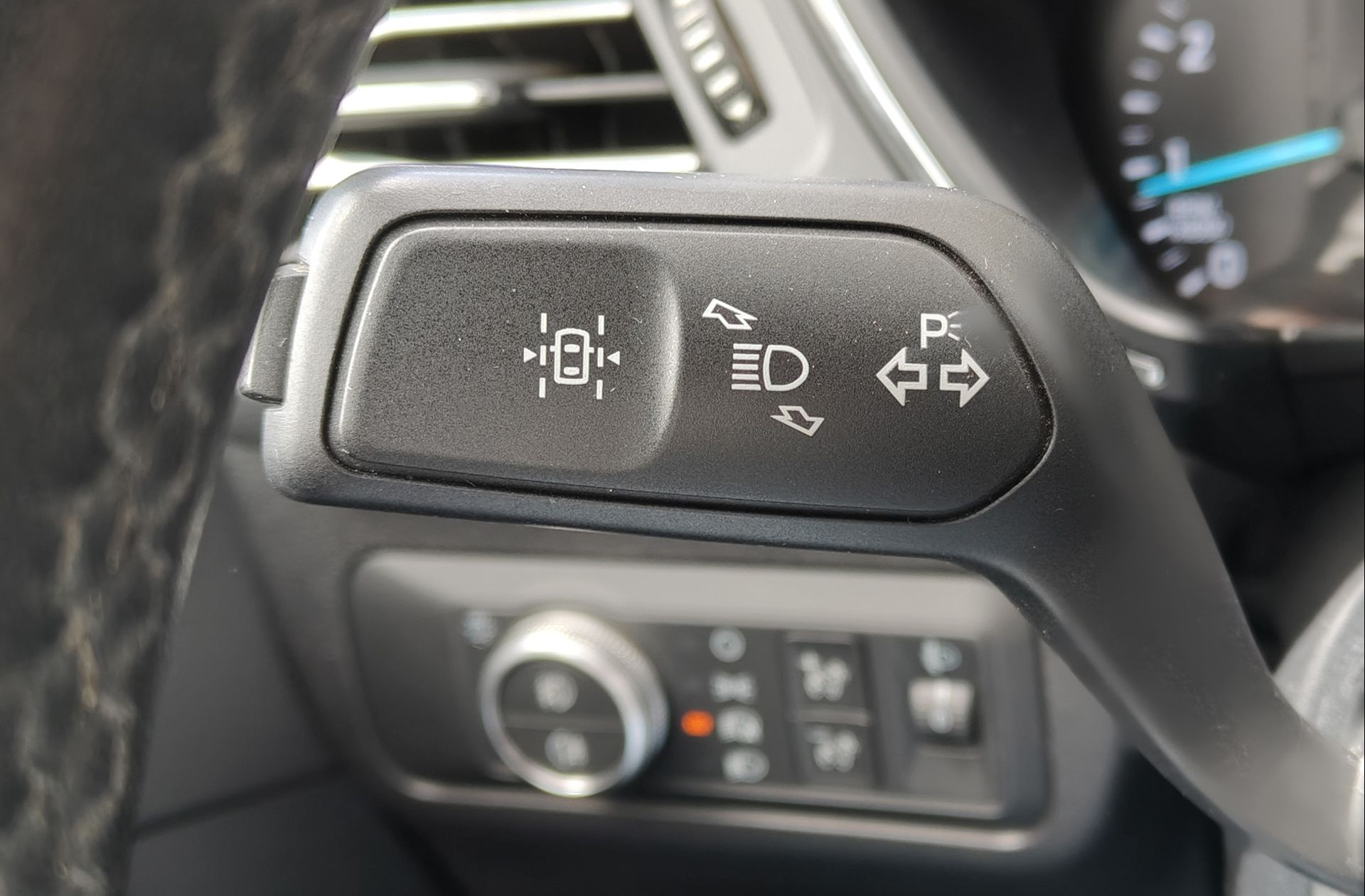 Ford Kuga 1.5 EcoBoost Titanium 4x2 - foto 22