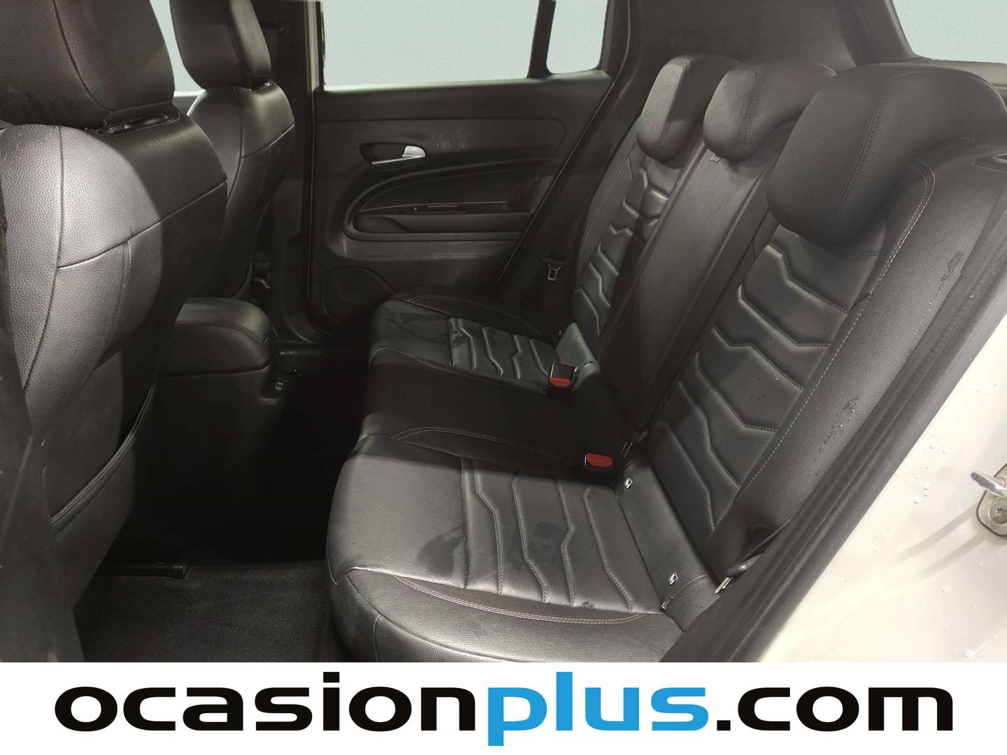 Foto asientos traseros Jeep Avenger Jeep Avenger 1.2 G Summit (100 CV)