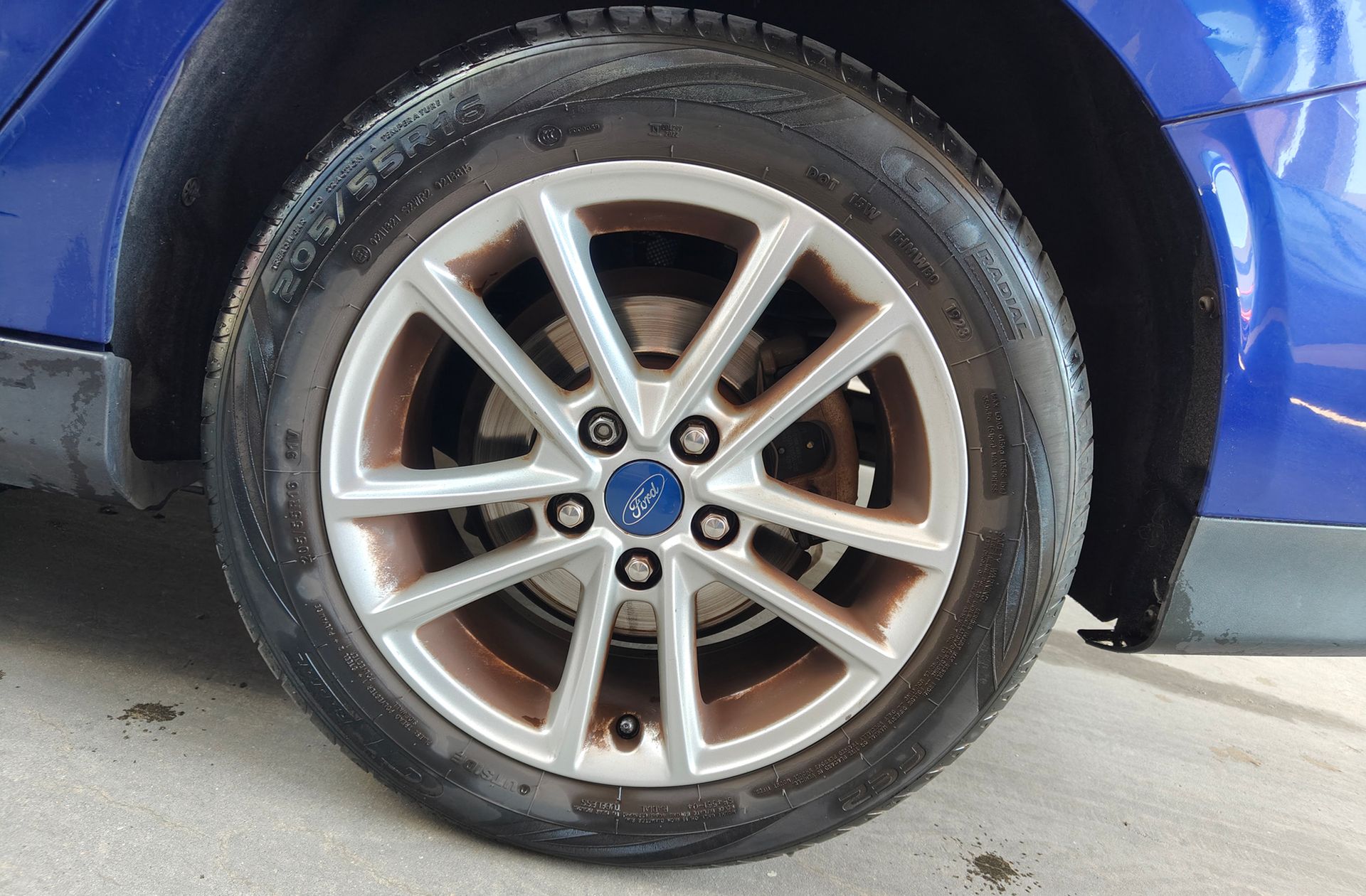 Ford Focus SportBreak 1.0 EcoBoost Business - foto 40