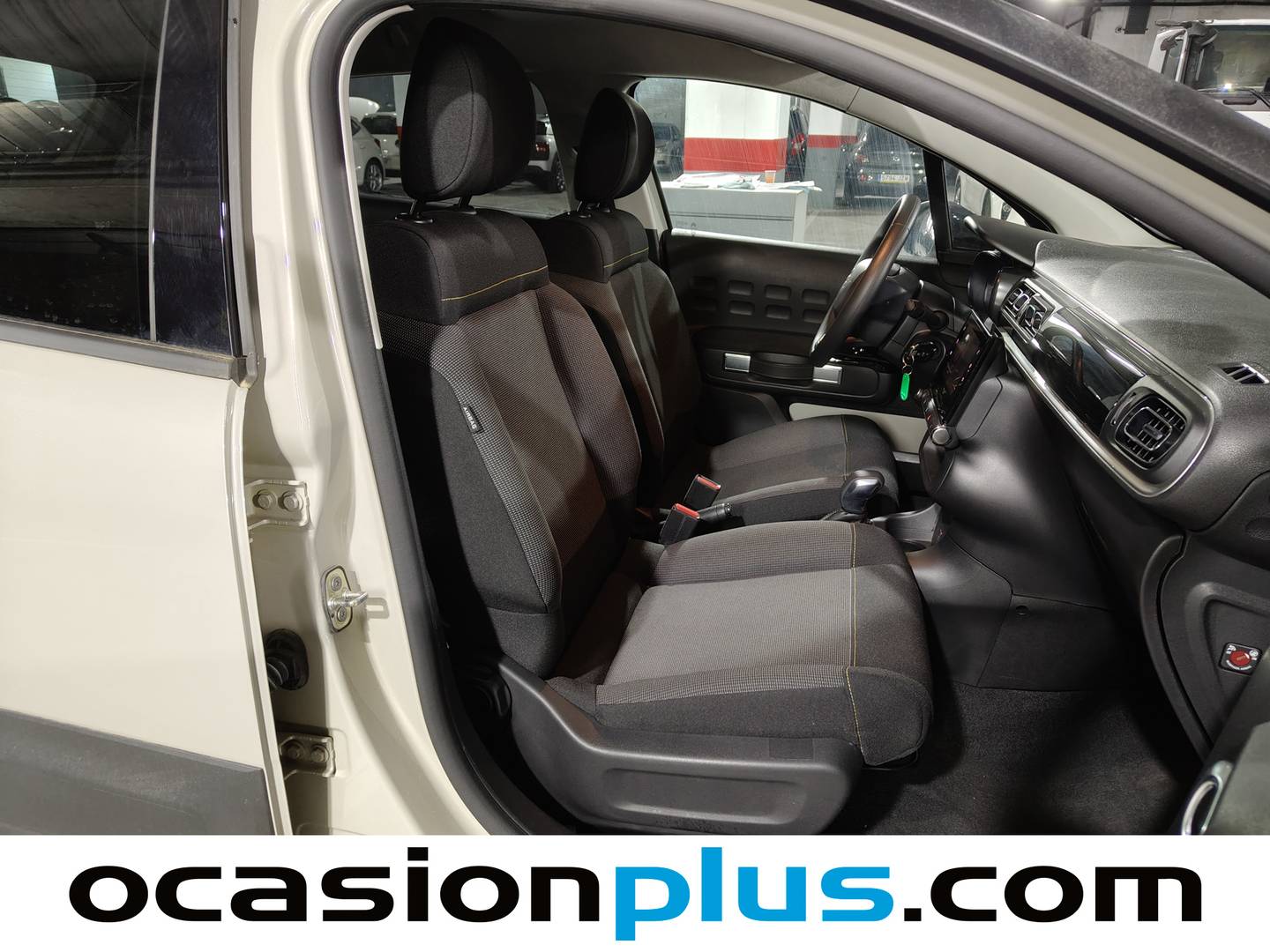 Foto Citroën C3 Citroen C3 PureTech 110 Max EAT6 (110 CV)