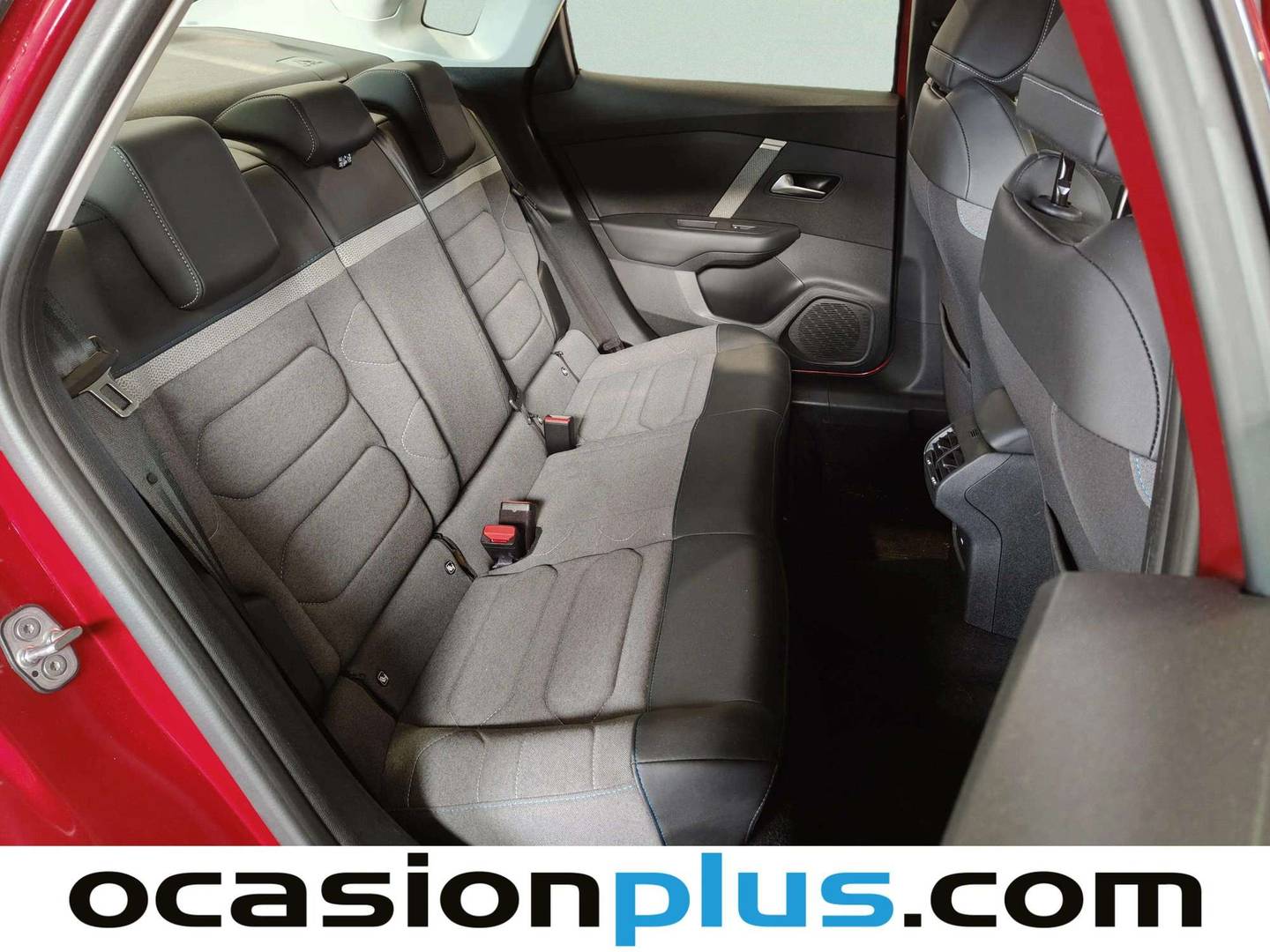 Foto Citroën C4 X Citroen C4 X BlueHDi 130 S&S Plus EAT8 (131 CV)