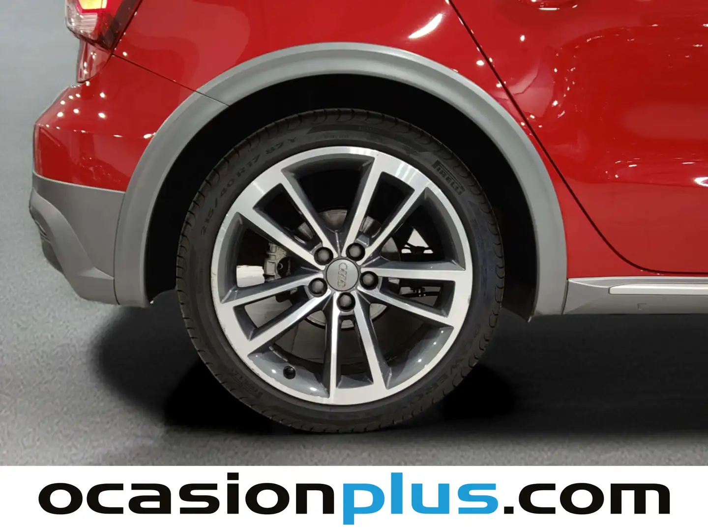 Foto Audi A1 Audi A1 Sportback Active Kit 1.6 TDI (116 CV)