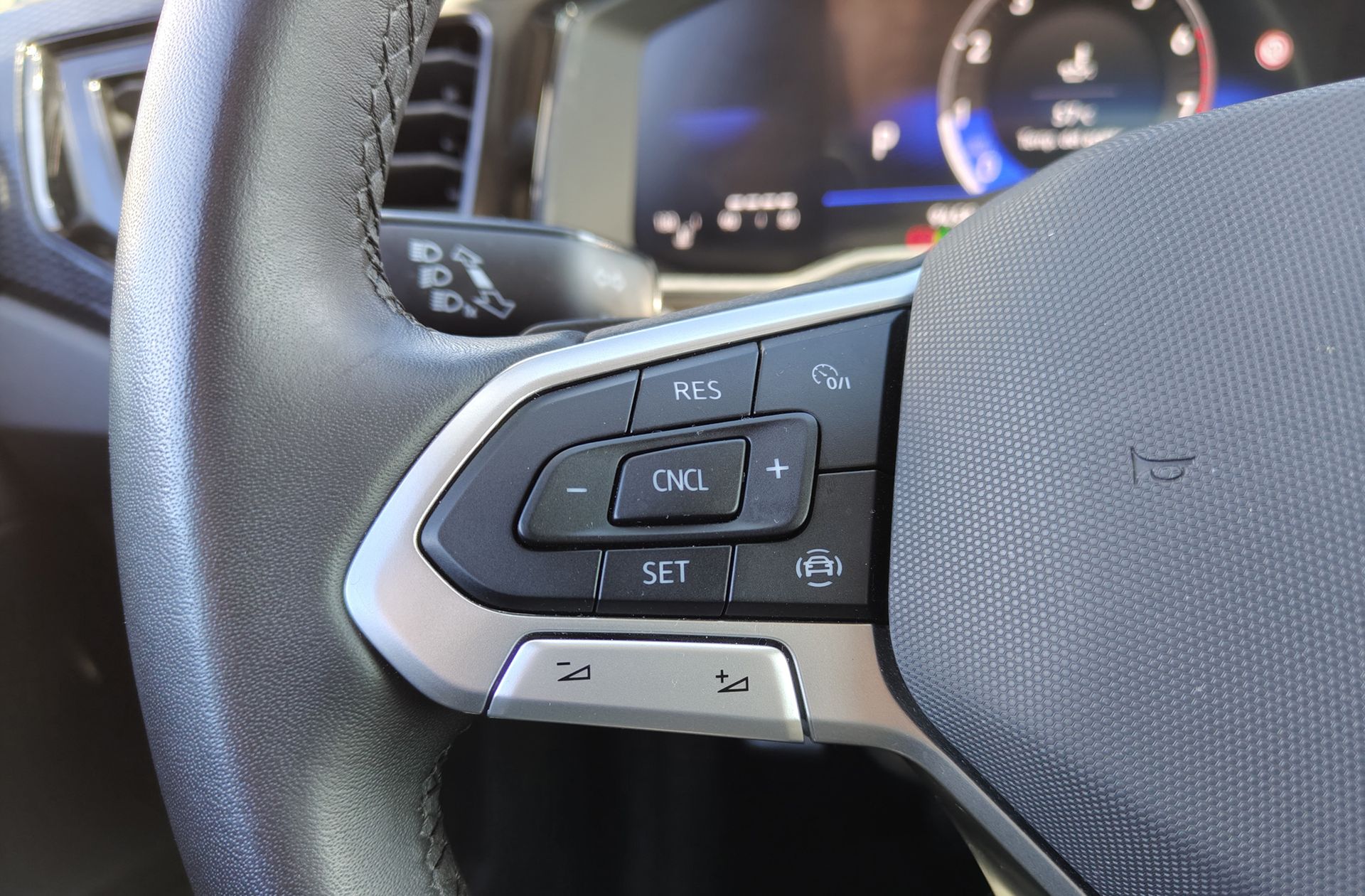 Volkswagen Polo ``más`` 1.0 TSI DSG - foto 25