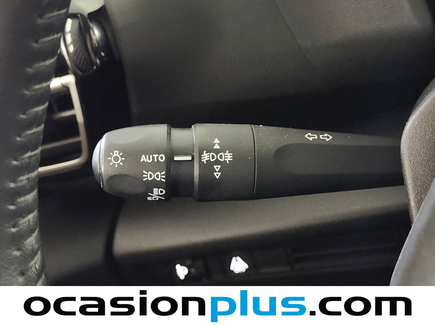 Citroën C4 Citroën C4 PureTech 130 S&S 6v Plus (131 CV) seminuevo