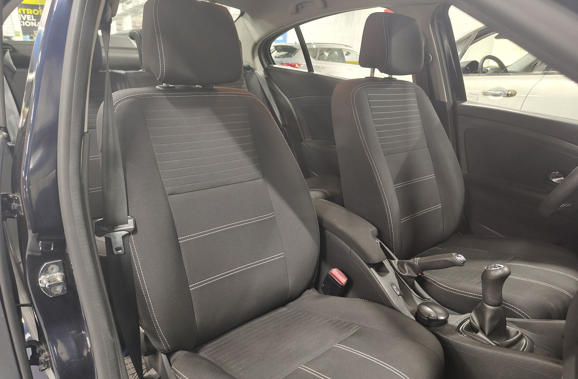 Renault Fluence 1.6 16v Limited - foto 14