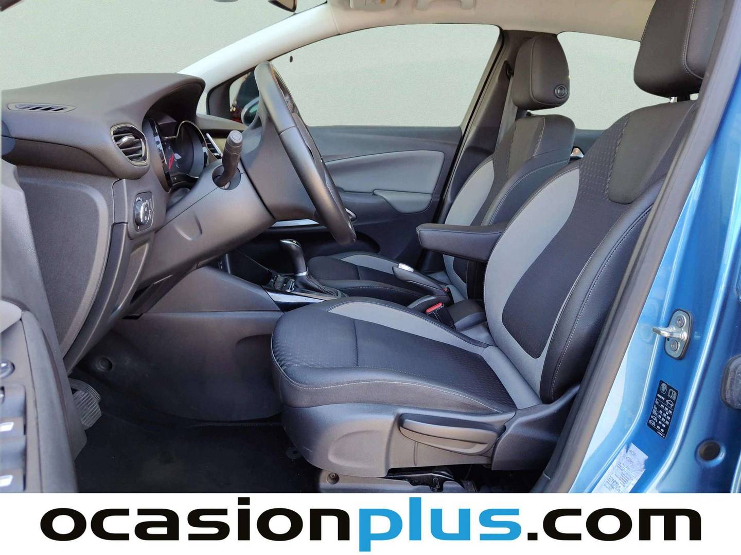 Foto asientos delanteros Opel Crossland X Opel Crossland X 1.2 Innovation Auto (130 CV)