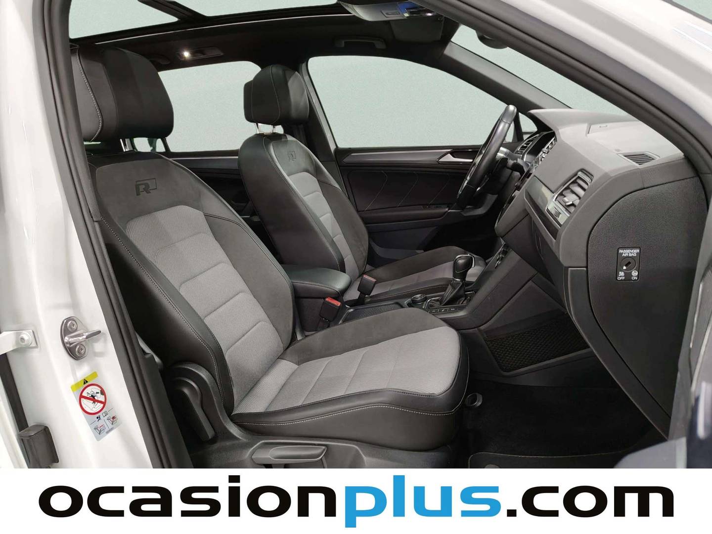 Foto Volkswagen Tiguan Volkswagen Tiguan Sport 2.0 TDI BMT 4Motion Pack R-line (240 CV) DSG