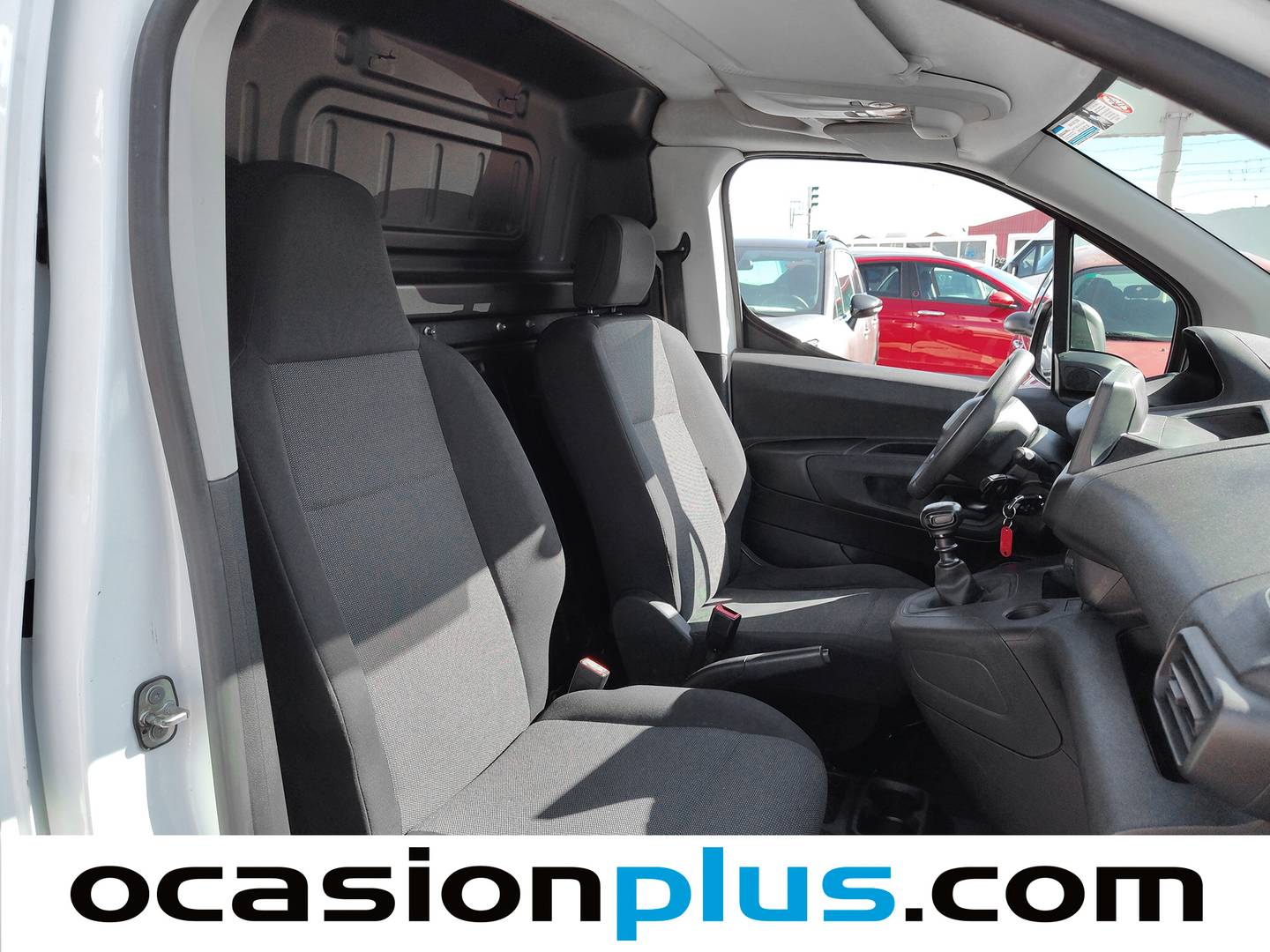 Foto Peugeot Partner Peugeot Partner Furgon BlueHDi 100 Pro Standard 600kg  (98 CV)