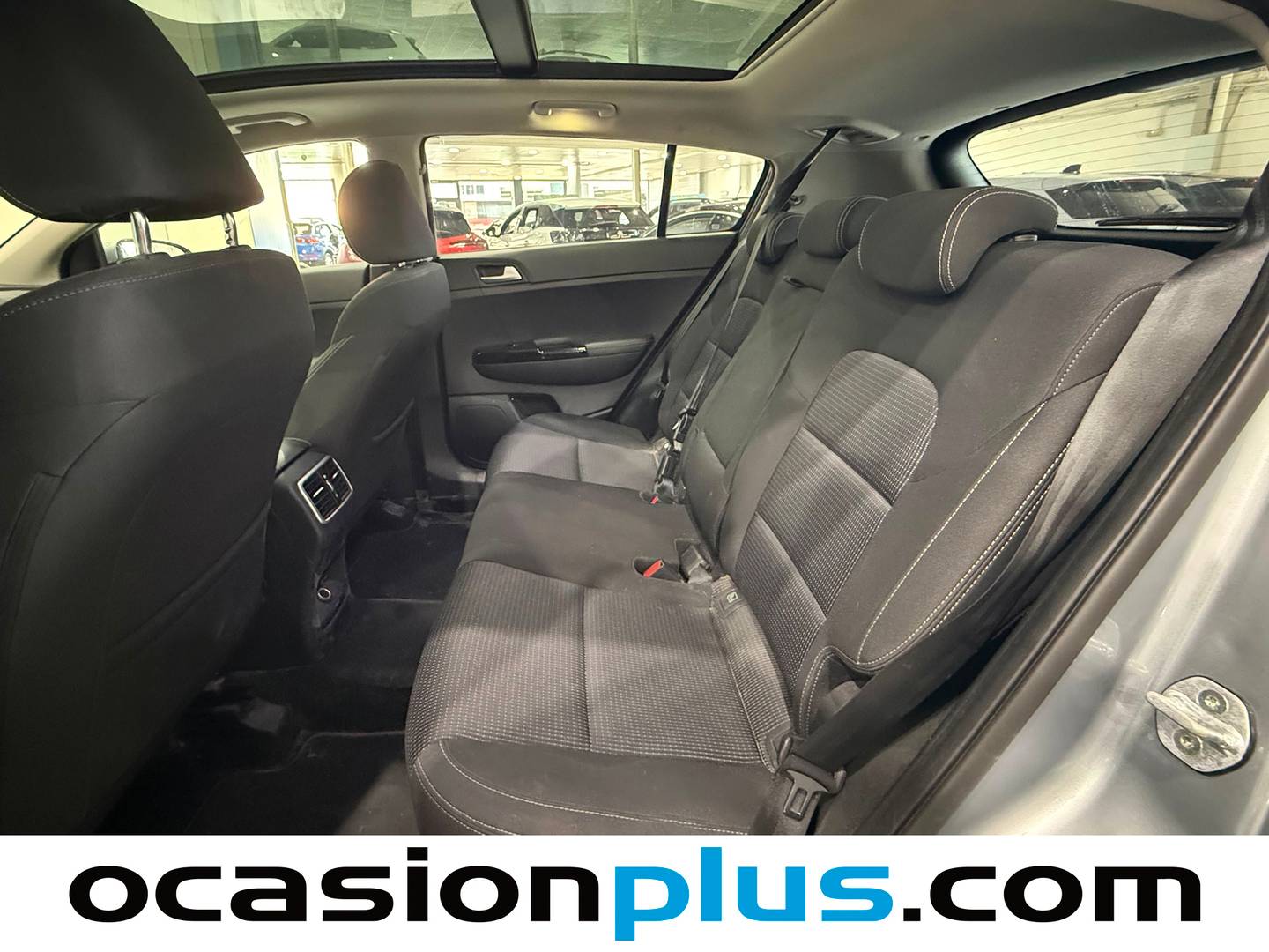 Foto asientos traseros KIA Sportage KIA Sportage 1.6 CRDi Drive 4x2 (115 CV)