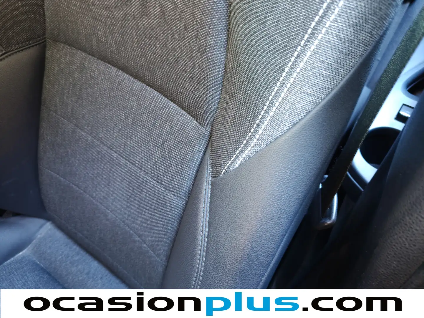 Foto Toyota Corolla Toyota Corolla 140H Style (140 CV)