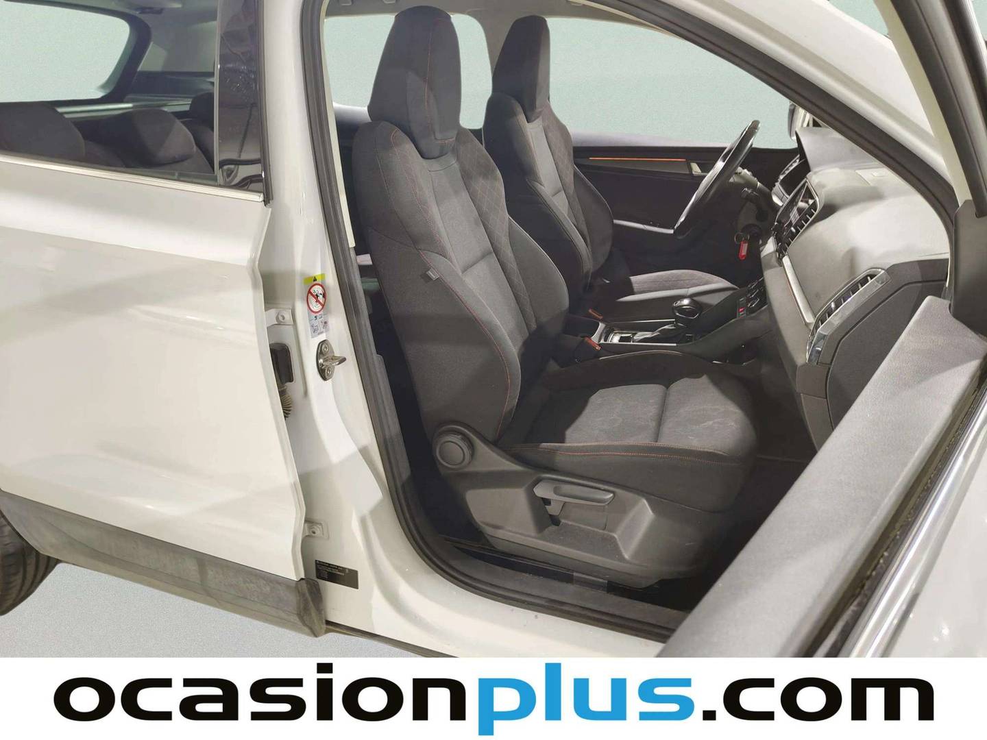 Foto Skoda Karoq Skoda Karoq 1.0 TSI Ambition DSG (115 CV)