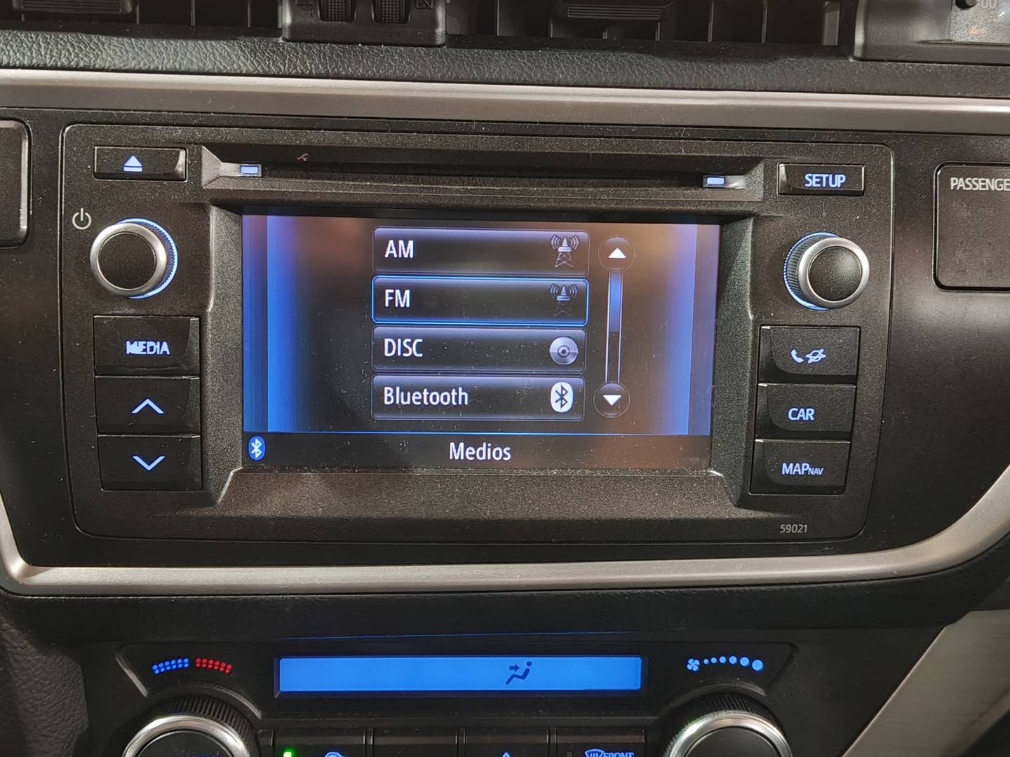 Foto Toyota Auris Toyota Auris 90D Live (90 CV)