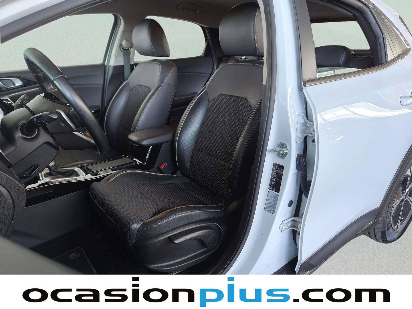 Foto asientos delanteros KIA XCeed KIA XCeed 1.6 GDi PHEV eDrive  (141 CV)
