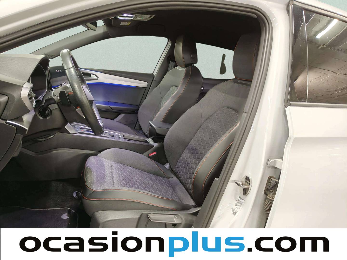 Foto asientos delanteros Seat León Seat León 1.4 e-Hybrid S&S FR XL DSG (204 CV)