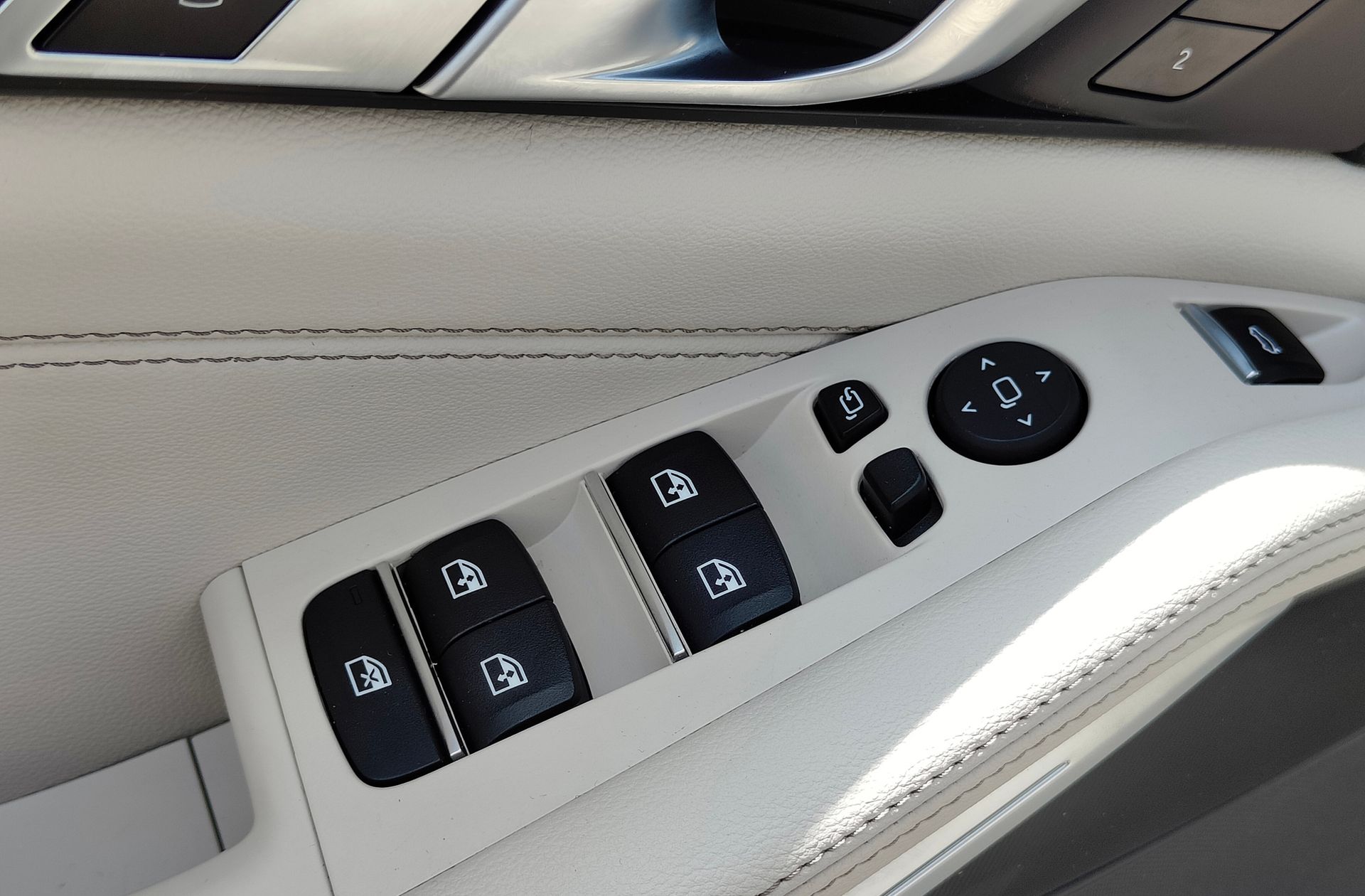 BMW X5 xDrive45e - foto 24