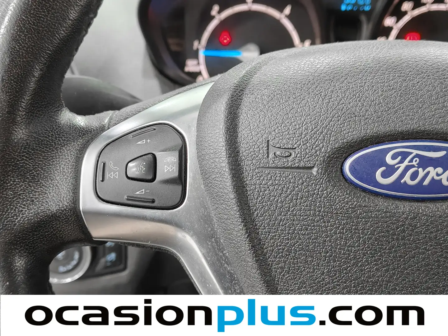 Foto Ford Transit Courier Ford Transit Courier 1.5 TDCI Trend (75 CV)