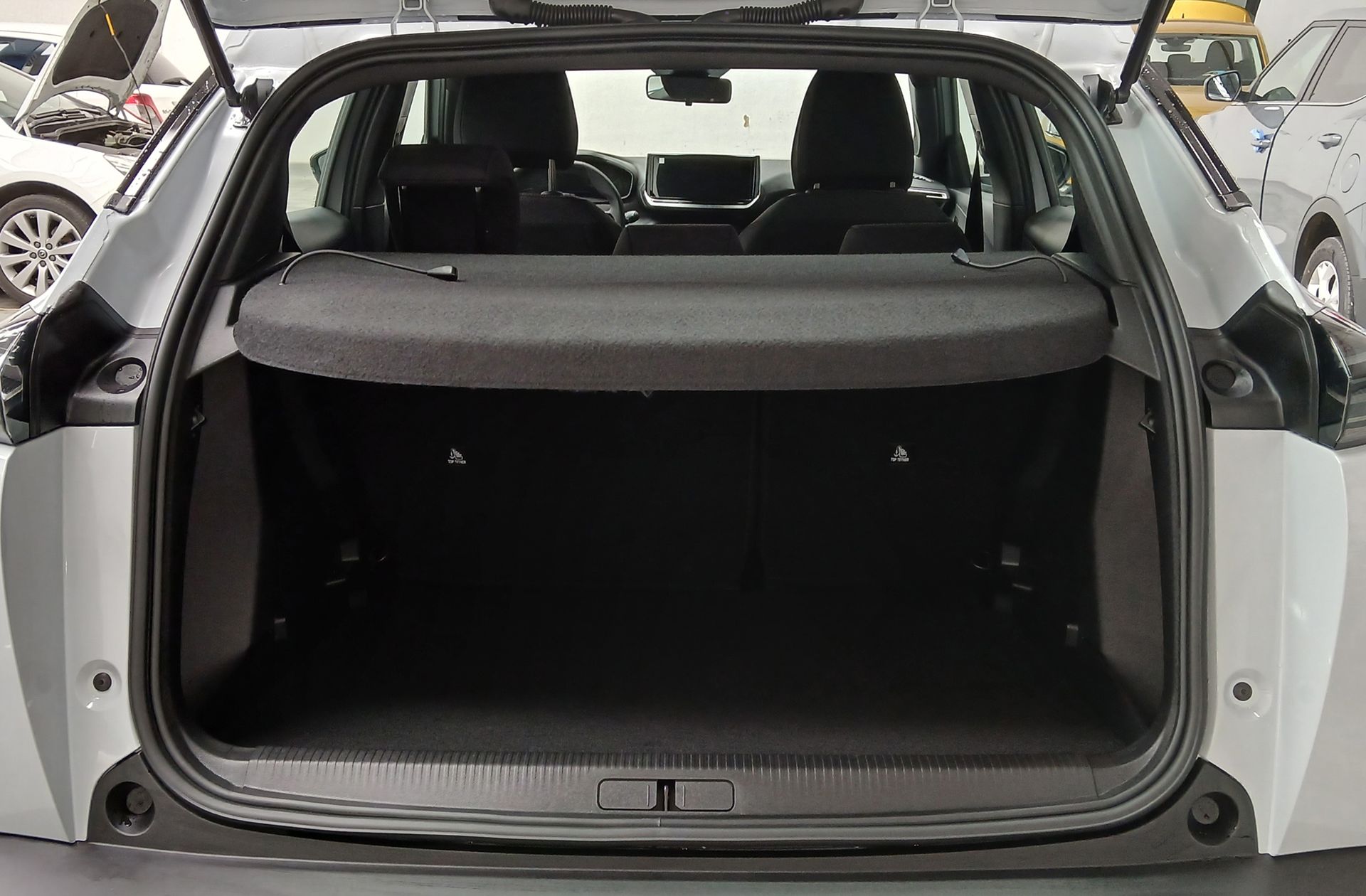 Peugeot 2008 Edition Hybrid eDCS6 - foto 17