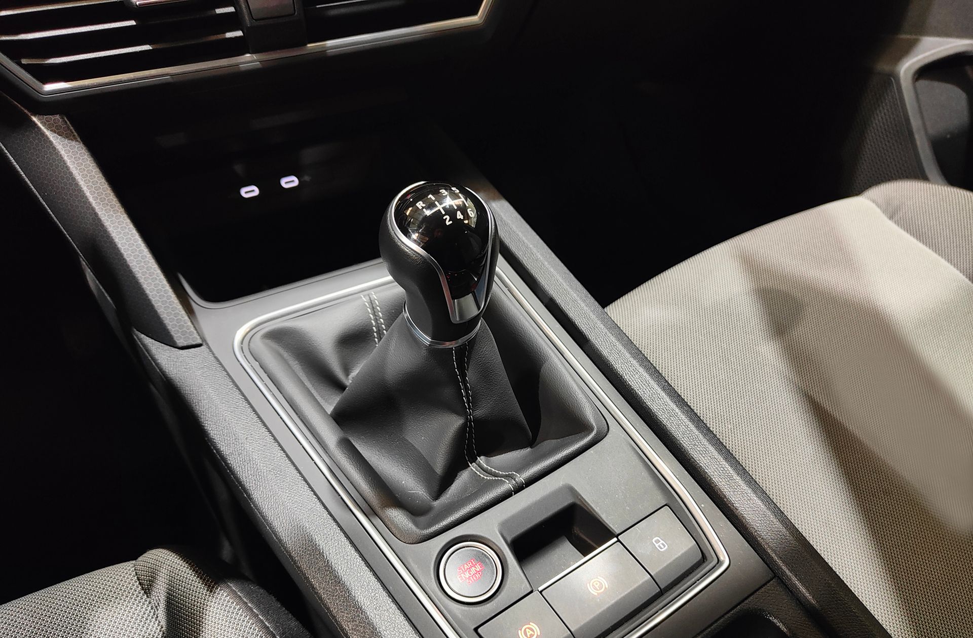 SEAT León 2.0 TDI Style XL - foto 5