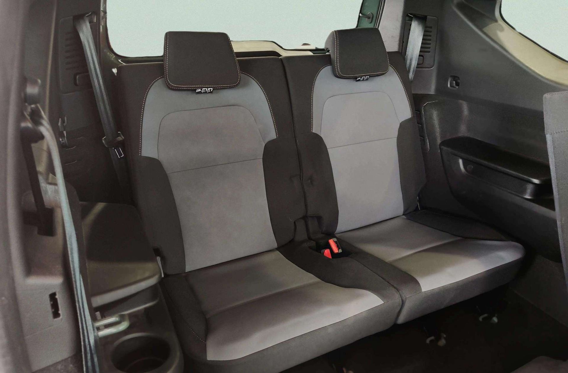 Dacia Jogger Extreme Hybrid 7 plazas - foto 20