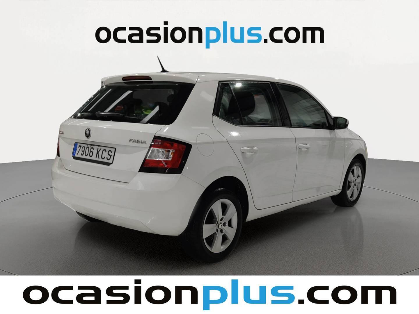 Foto trasera Skoda Fabia Skoda Fabia 1.0 TSI Like (95 CV) derecha