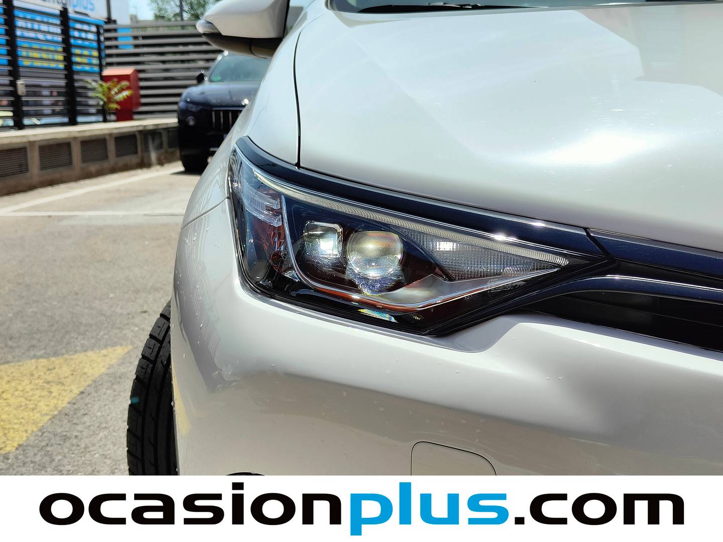 Extras del Toyota Auris Toyota Auris 140H Hybrid Feel! (136 CV)