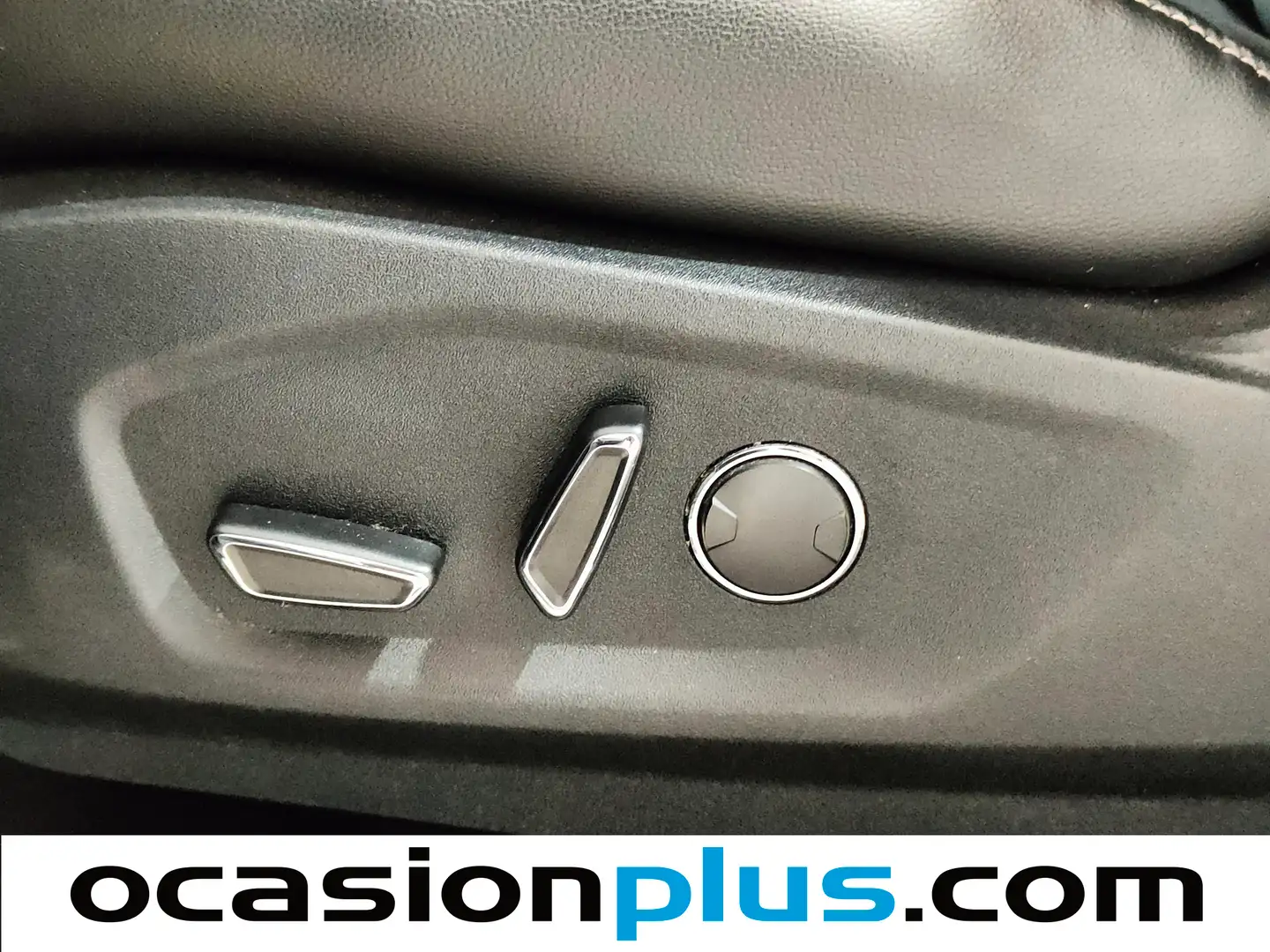 Foto Ford S-MAX Ford S-Max 2.0 TDCI Titanium (180 CV) 7 Plazas