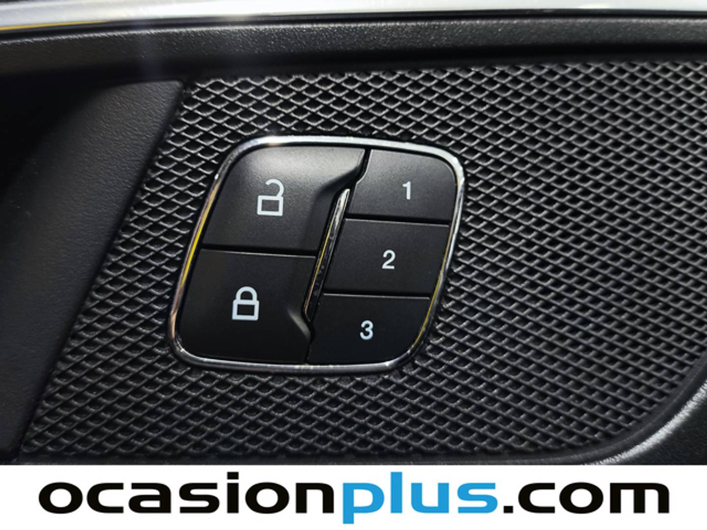 Equipamiento del Ford S-MAX Ford S-Max 2.0 TDCI Titanium (150 CV) 7 Plazas