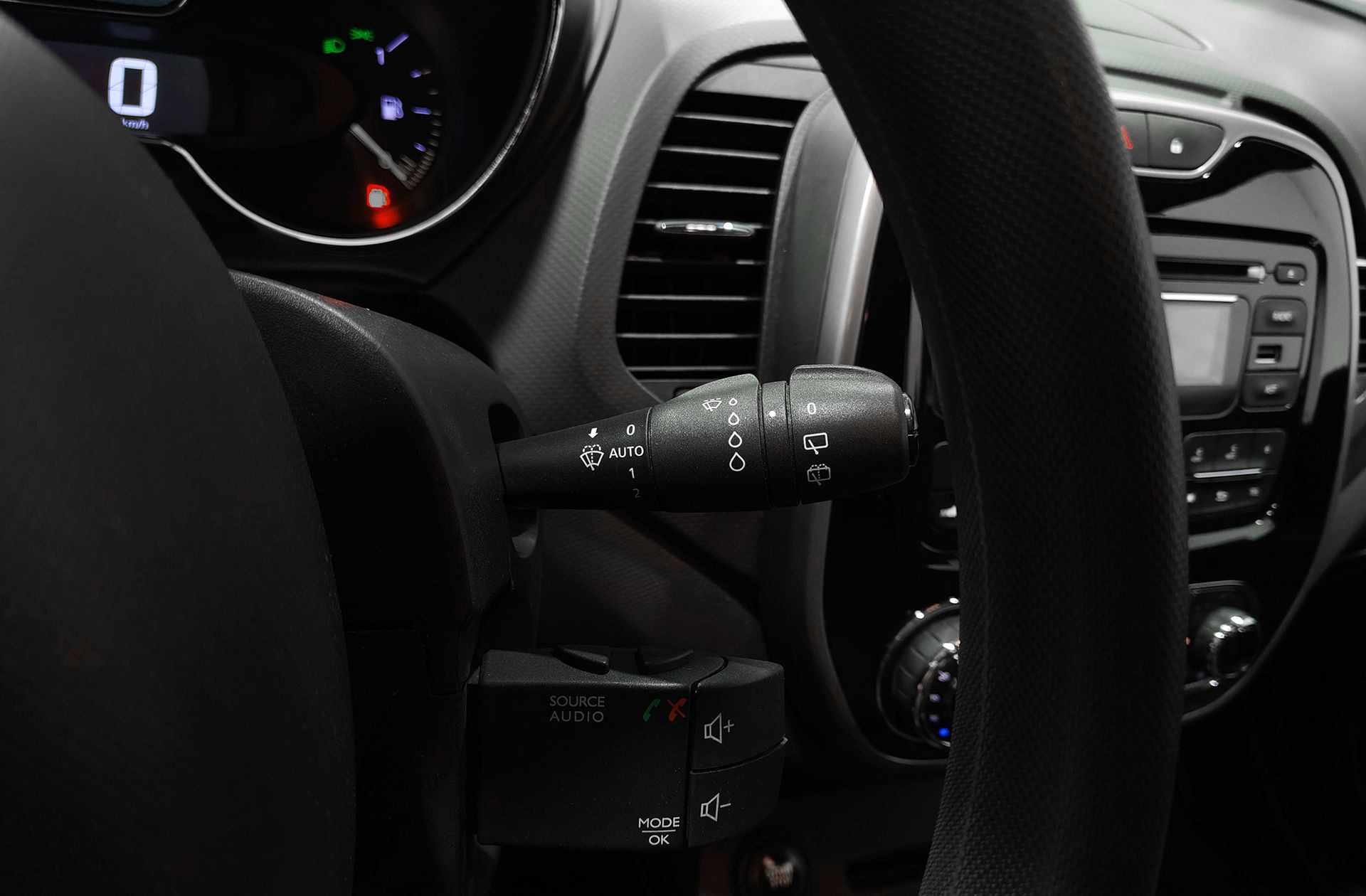 Renault Captur Intens Energy TCe - foto 24