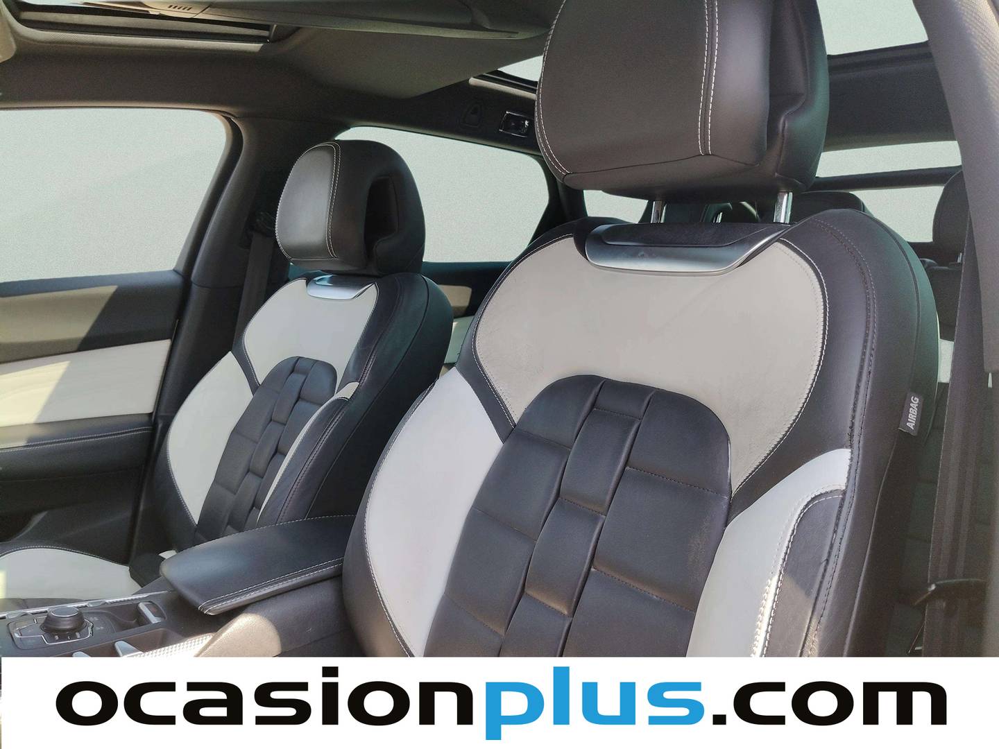 Equipamiento del Citroën DS5 Citroën DS5 Hybrid4 Airdream Sport (200 CV)