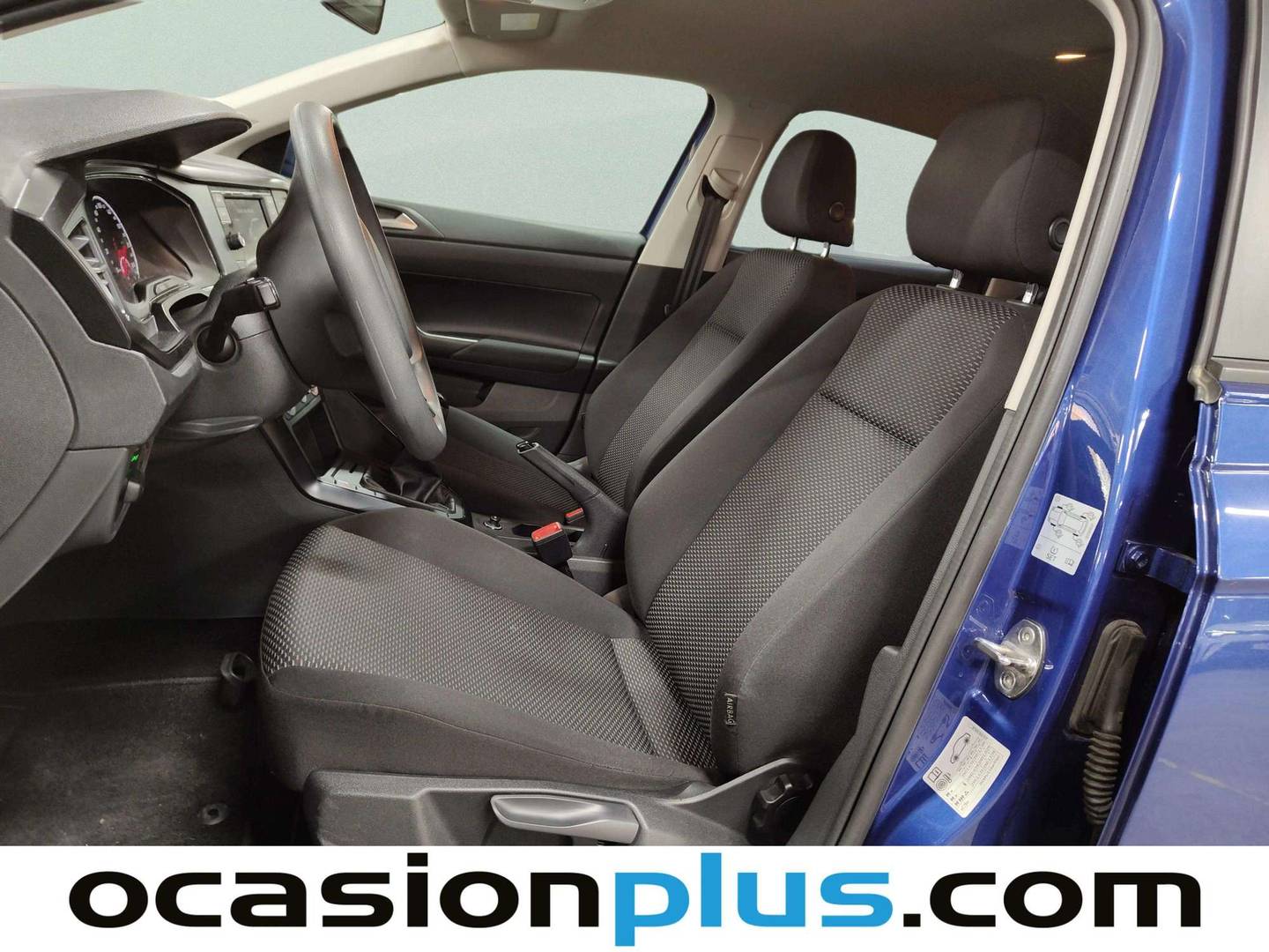 Foto asientos delanteros Volkswagen Polo Volkswagen Polo Edition 1.0 (80 CV)