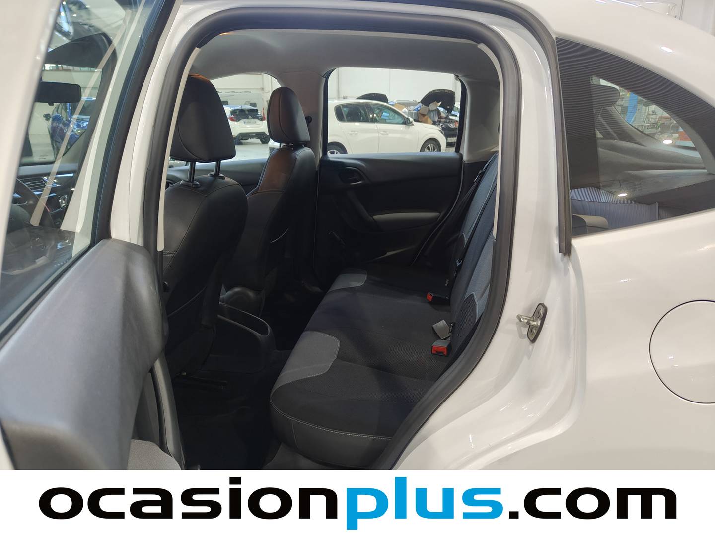 Foto asientos traseros Citroën C3 Citroën C3 VTi Tonic  (68 CV)