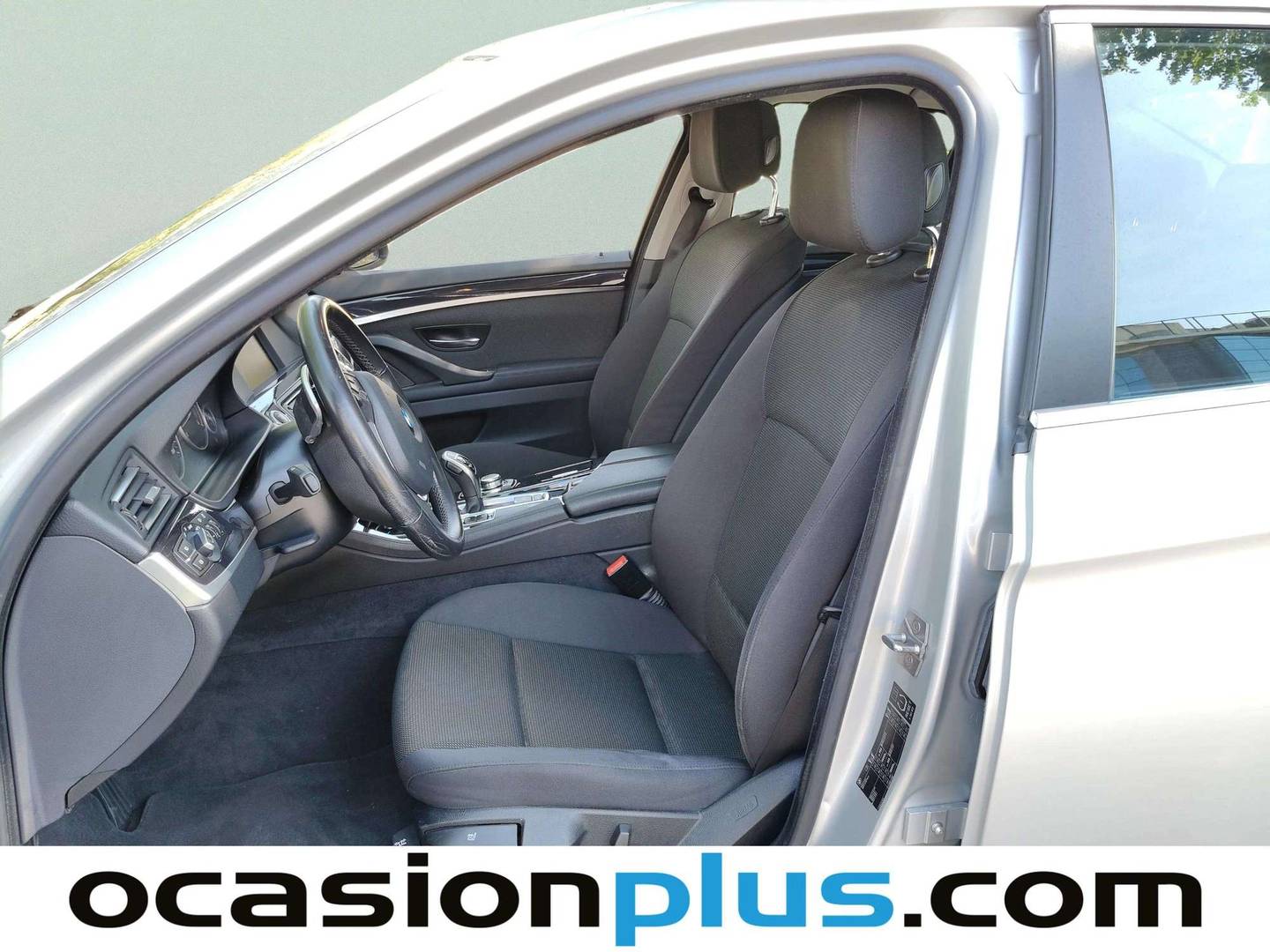 Foto asientos delanteros BMW Serie 5 BMW Serie 5 530d  (245 CV)