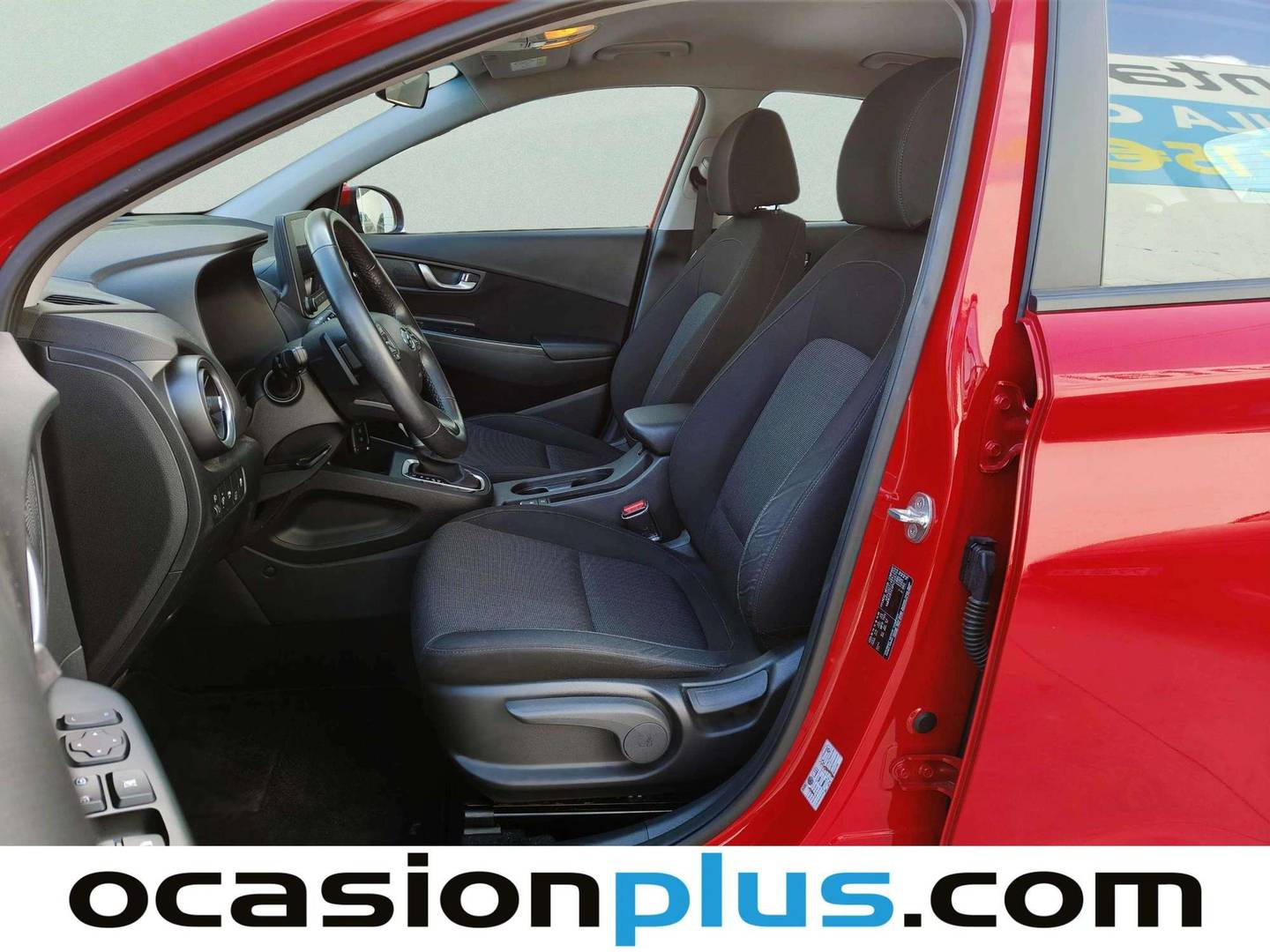 Foto asientos delanteros Hyundai Kona Hyundai Kona 1.6 GDI HEV Maxx DCT (141 CV)