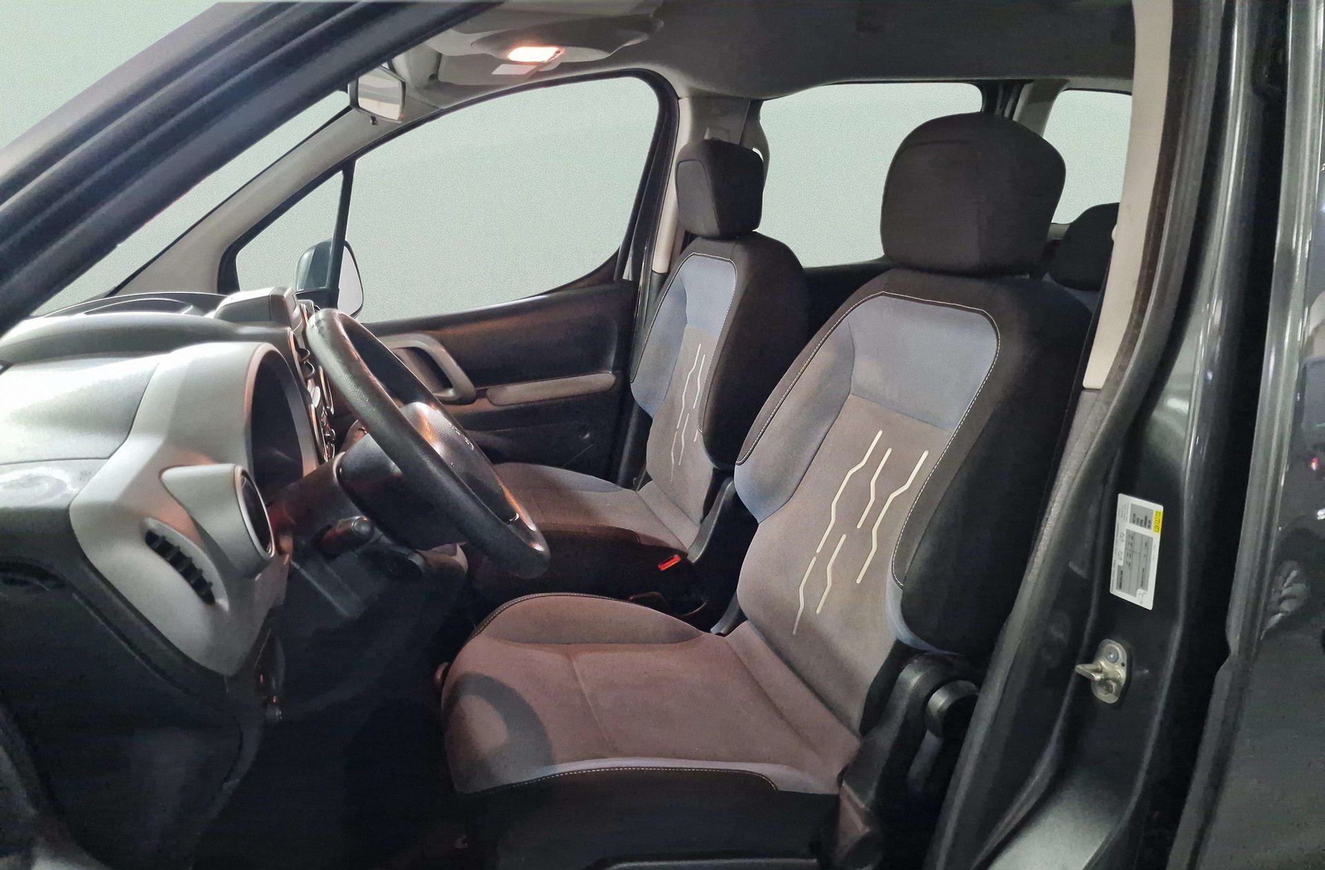 Peugeot Partner Tepee Combi 1.6 BlueHDi Active - foto 8