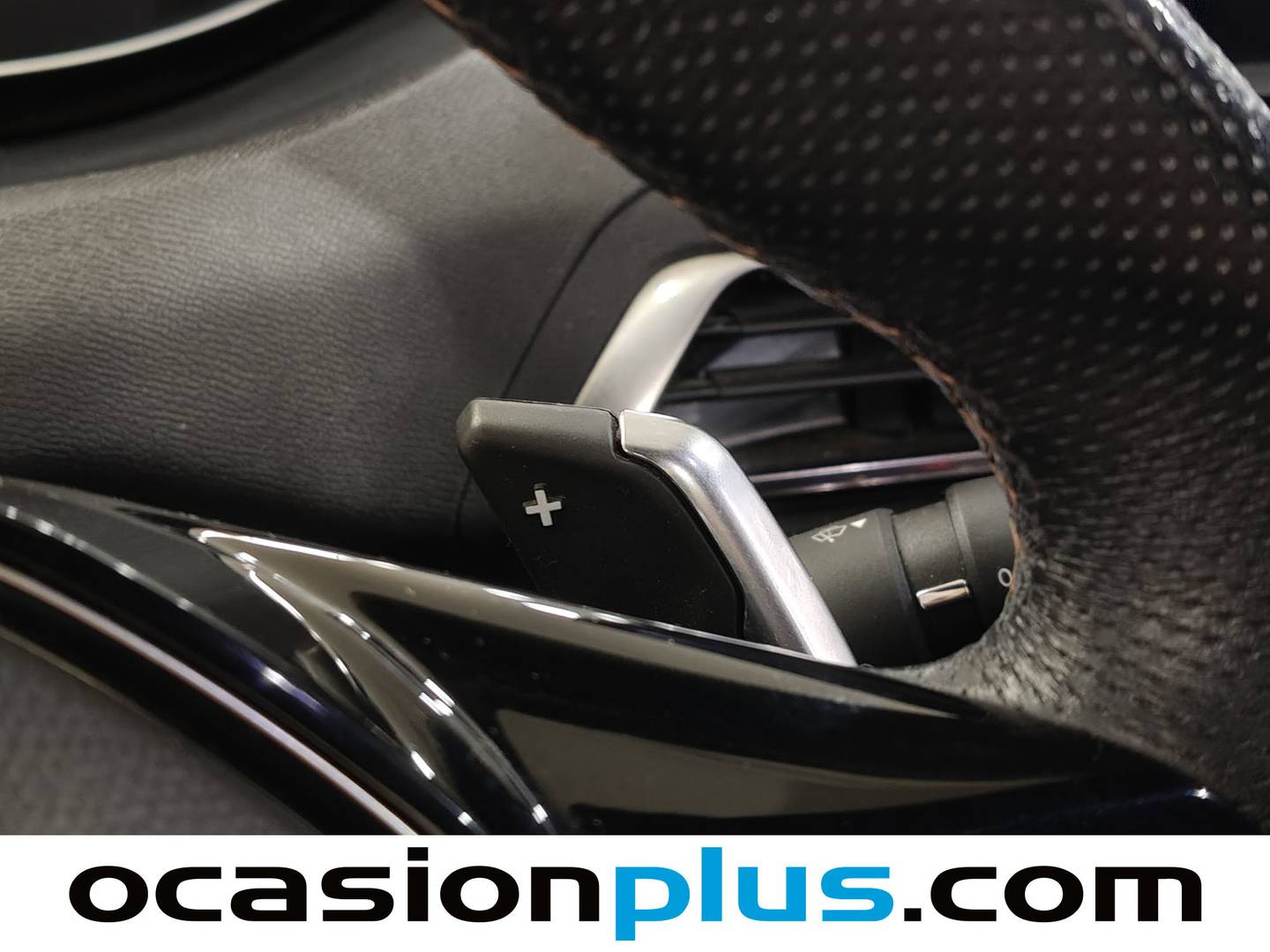 Foto Peugeot 3008 Peugeot 3008 PureTech 130 S&S GT EAT8 (130 CV)