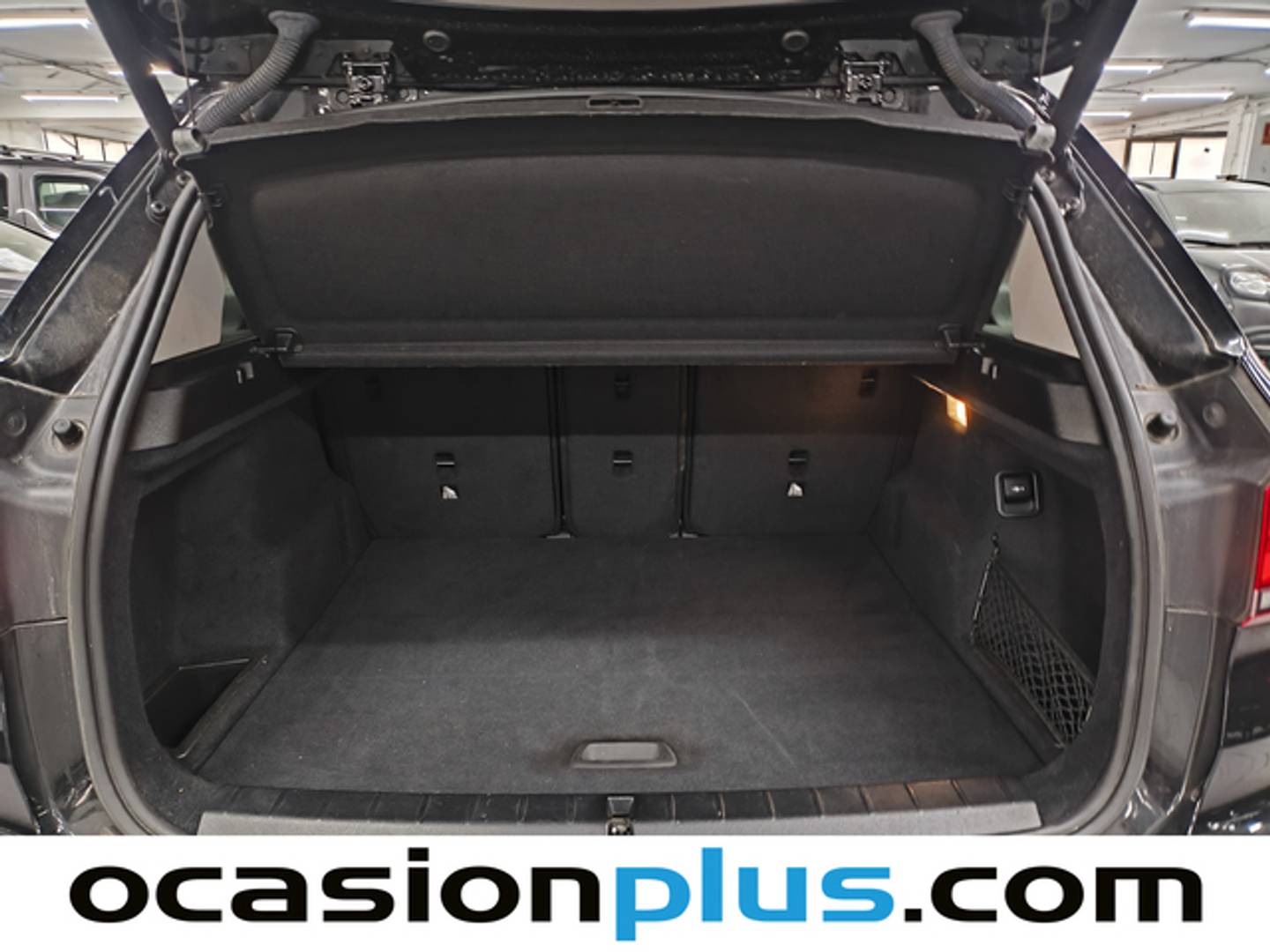 Fotos maletero BMW X1 BMW X1 sDrive16d (116 CV)