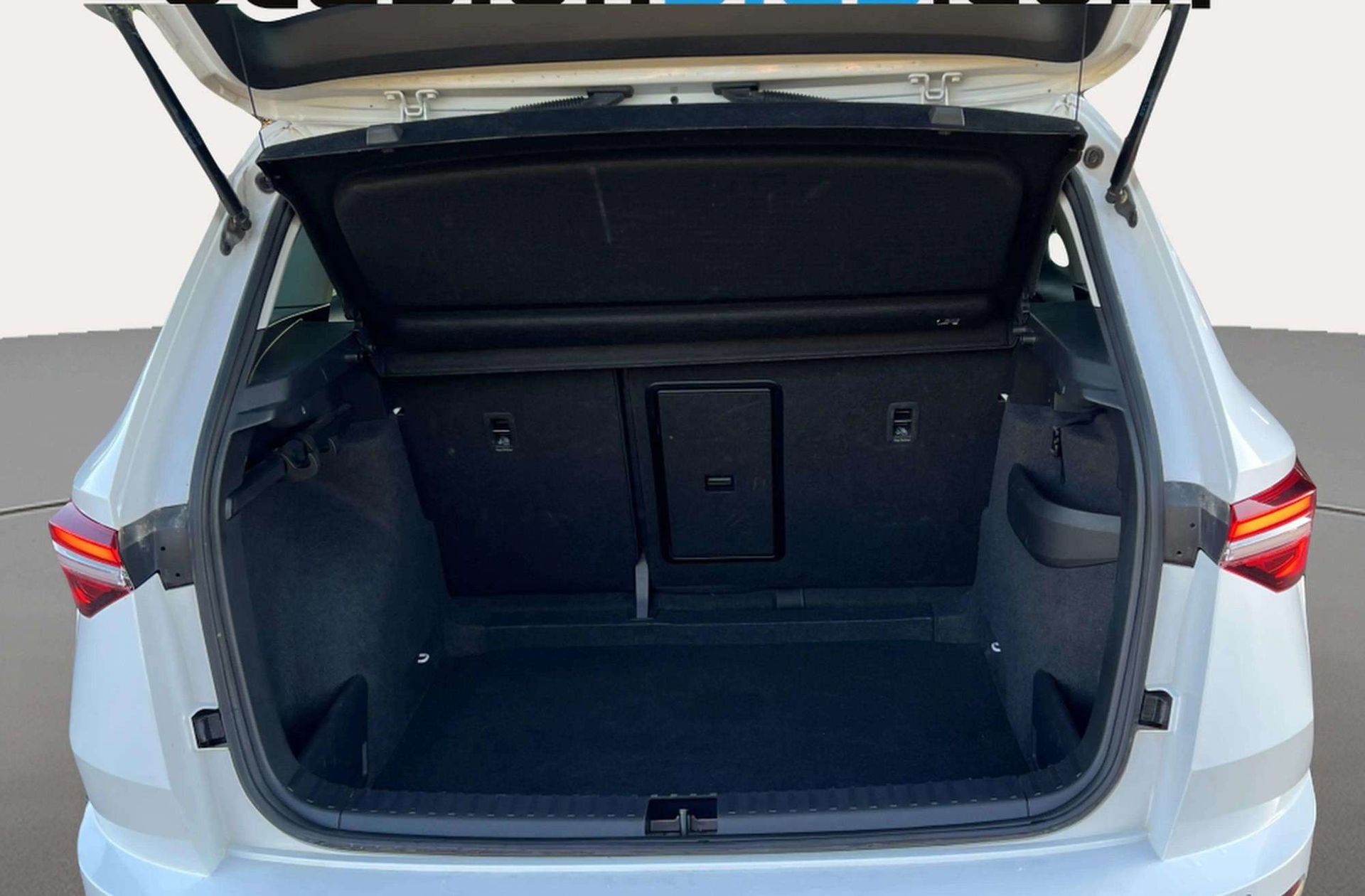 Škoda Karoq 2.0 TDI Selection - foto 16